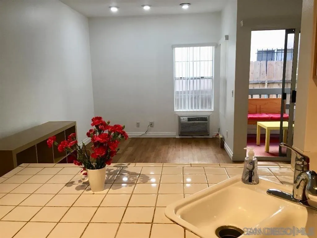 3950 Cleaveland Ave, San Diego, CA 92103 - Photo 3 of 5, San Diego, CA