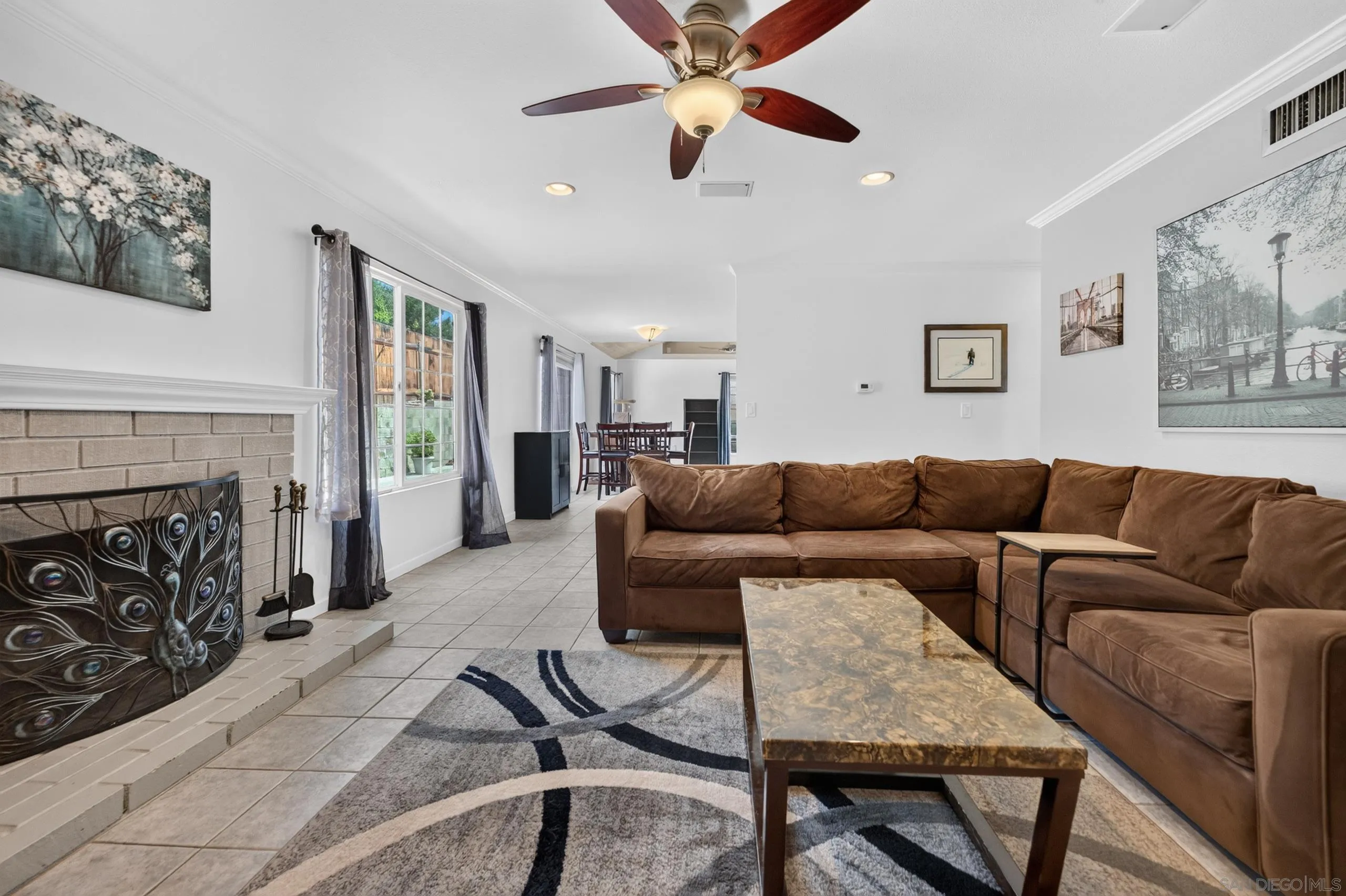 https://cdn.realtyfeed.com/cdn/127/260020850/0beec6400f08f2353590df9d6ce173b4.webp