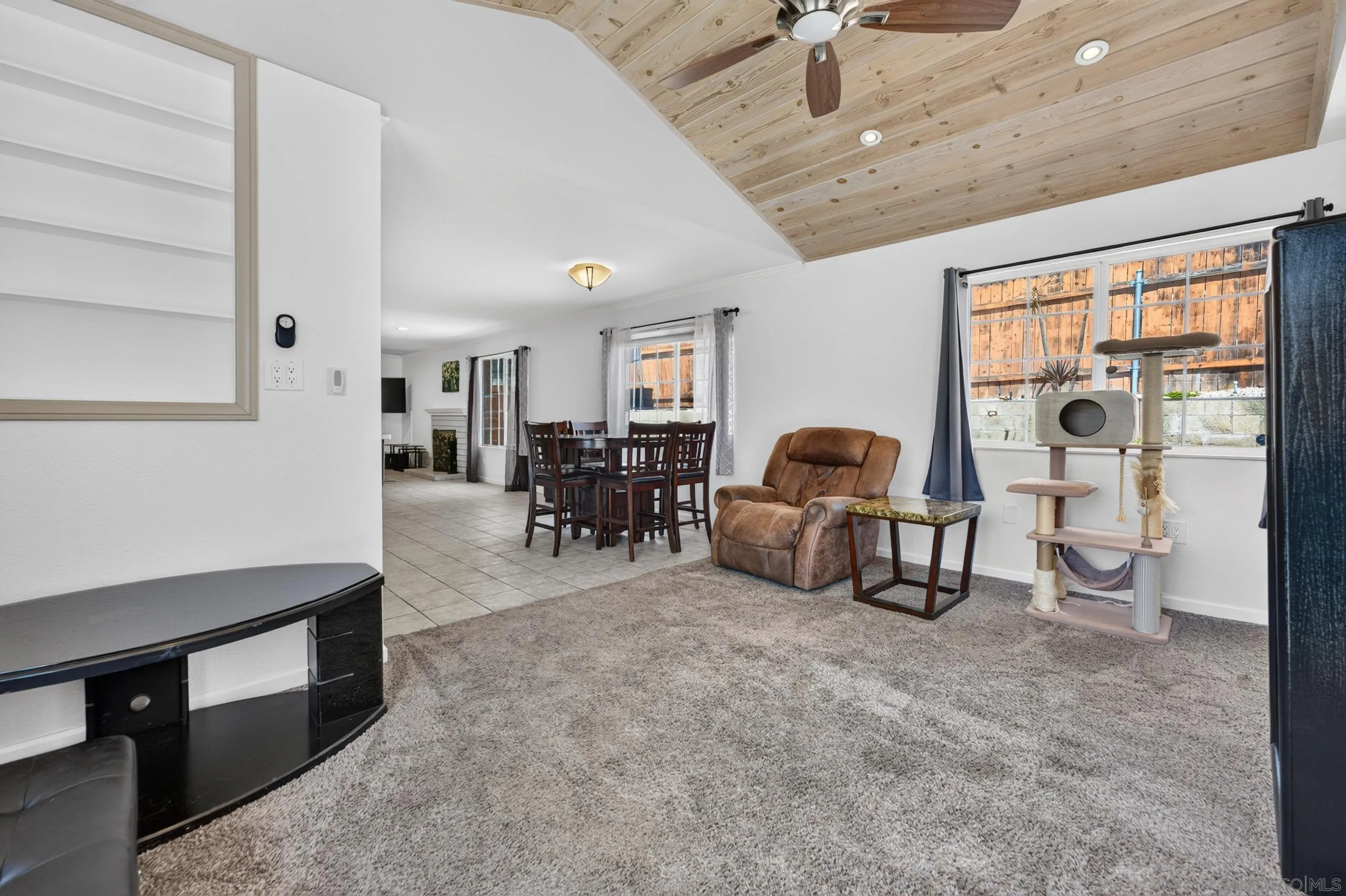 https://cdn.realtyfeed.com/cdn/127/260020850/3c5545ab23614a5c402d928fd464c884.webp