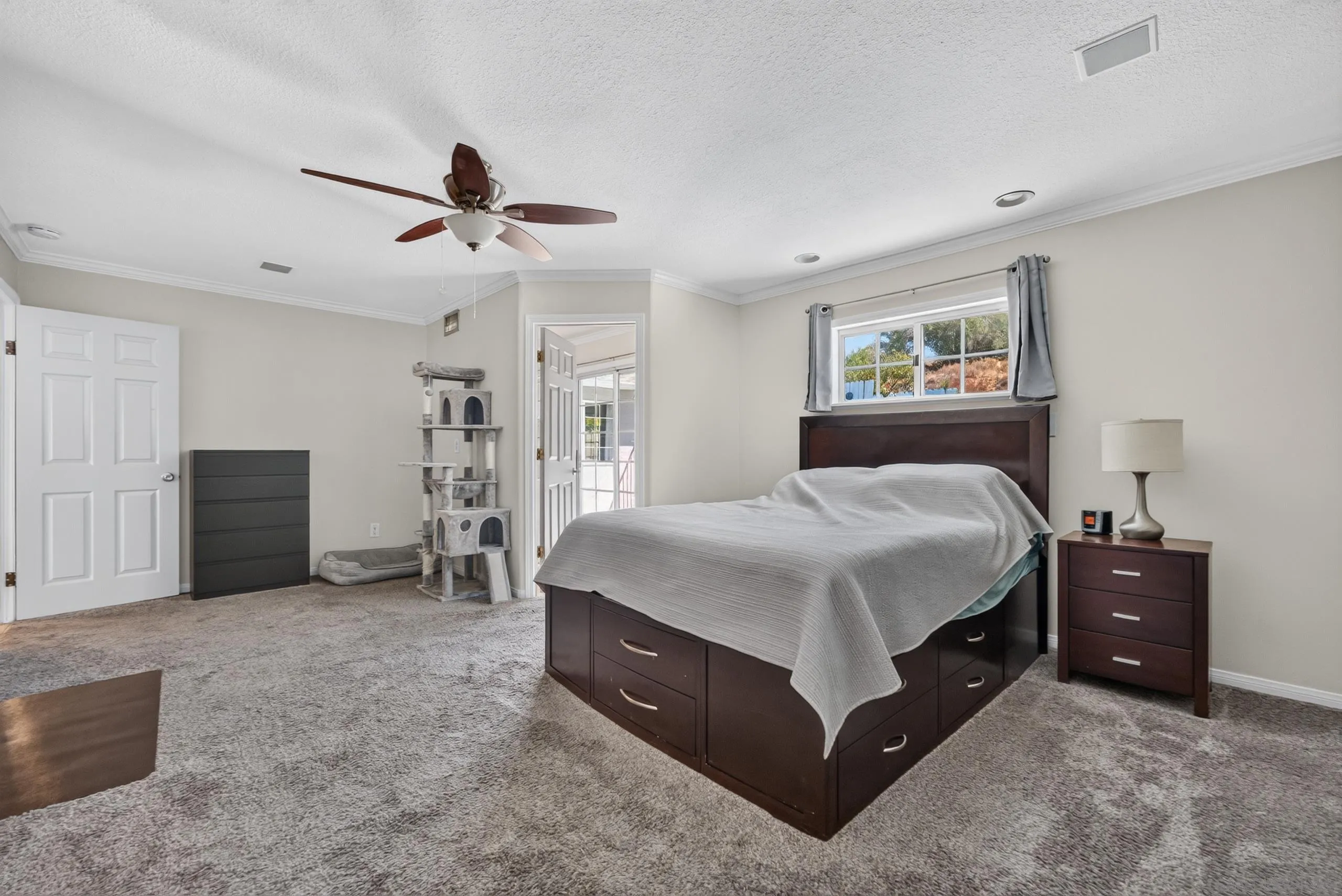 https://cdn.realtyfeed.com/cdn/127/260020850/604c80c93adc0a05d336af44b910b868.webp