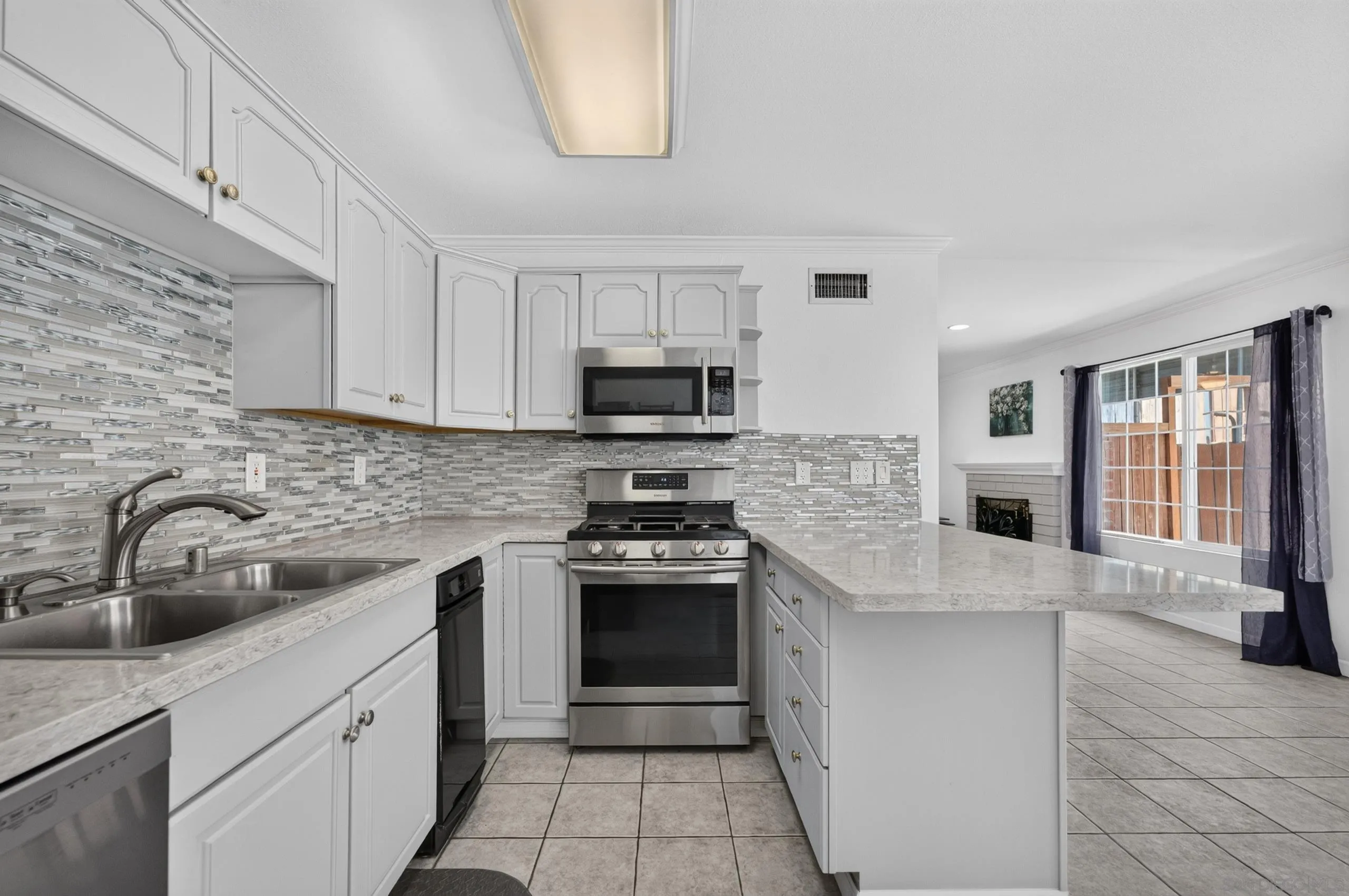 8538 Rosada Way, El Cajon, CA 92021 - Photo 5 of 52, El Cajon, CA
