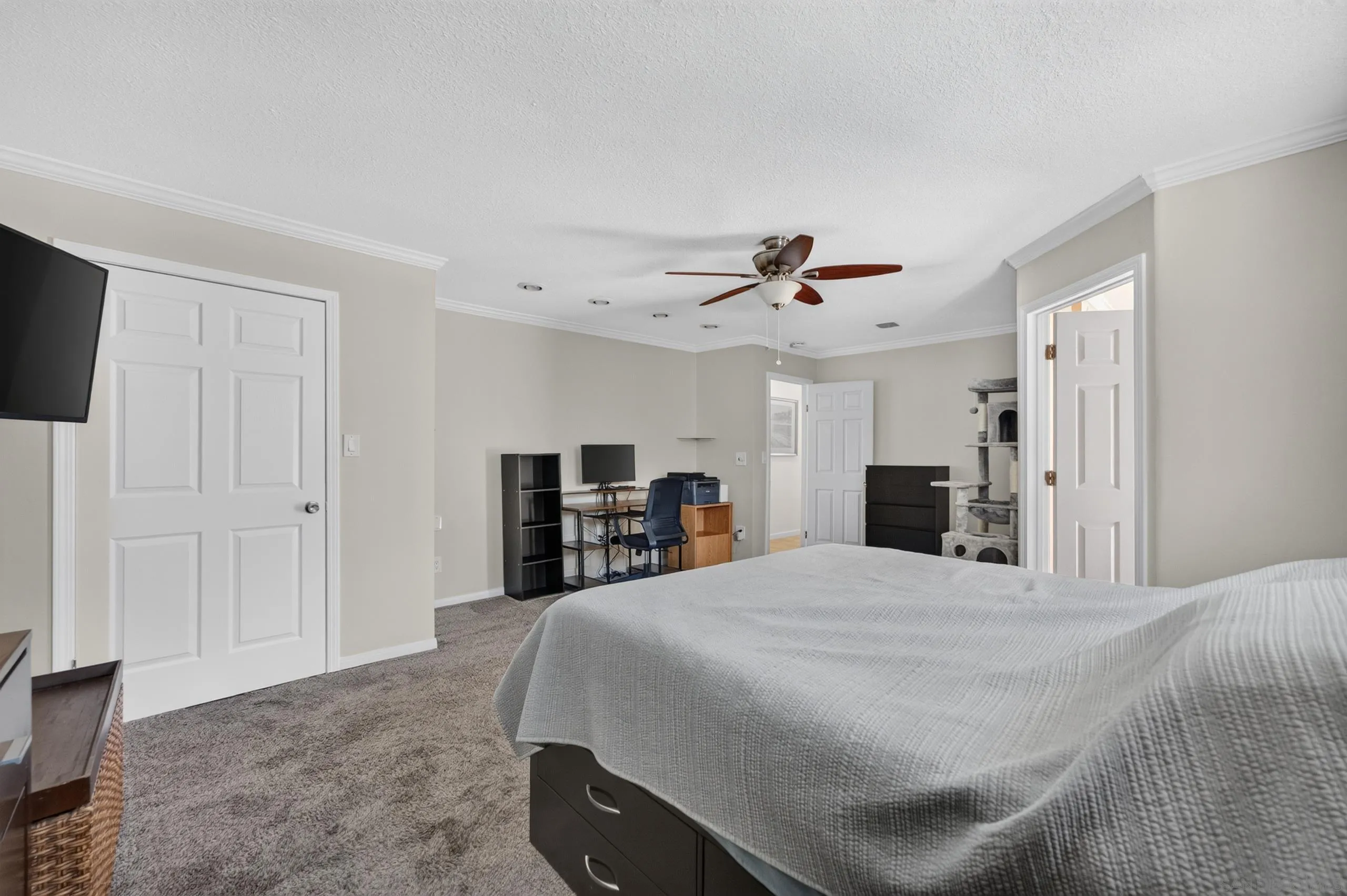 https://cdn.realtyfeed.com/cdn/127/260020850/c420848ae6d05abb371a73841fbdb037.webp