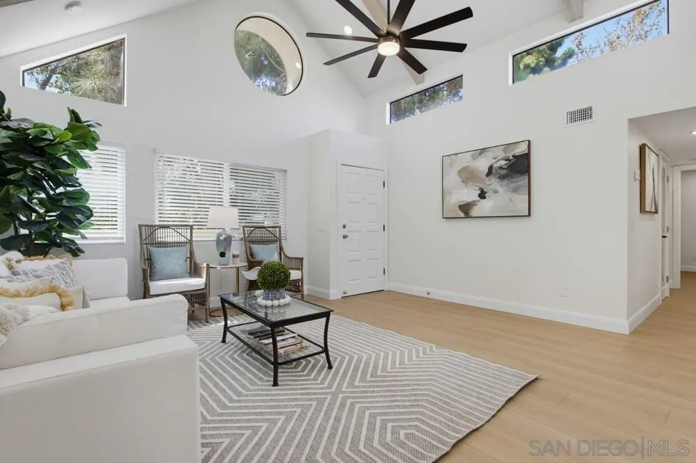 387 N Melrose Unit D, Vista, CA 92083 - Photo 5 of 37, Vista, CA