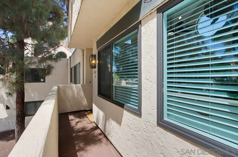 387 N Melrose Unit D, Vista, CA 92083 - Photo 2 of 37, Vista, CA
