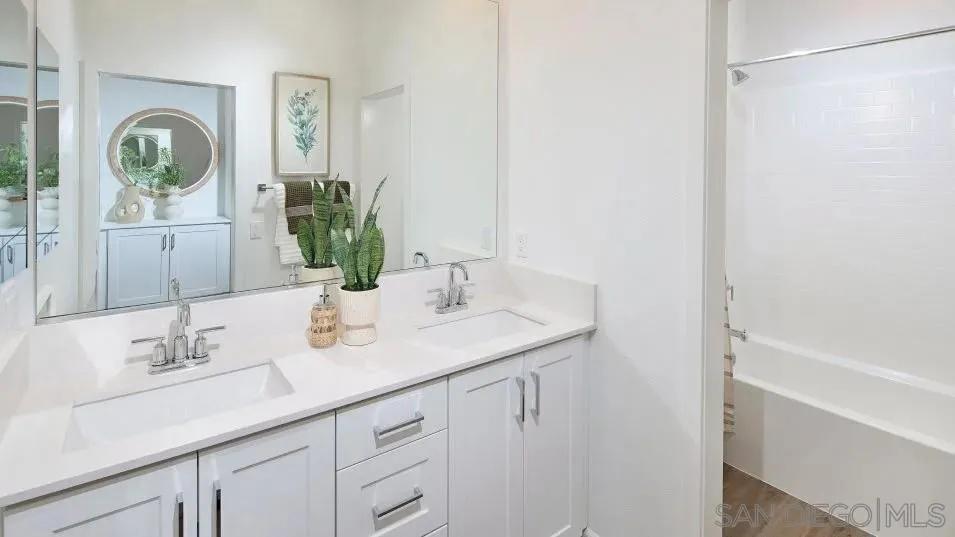 https://cdn.realtyfeed.com/cdn/127/260020855/087d572a233e3d5b077ab90de007ac65.webp