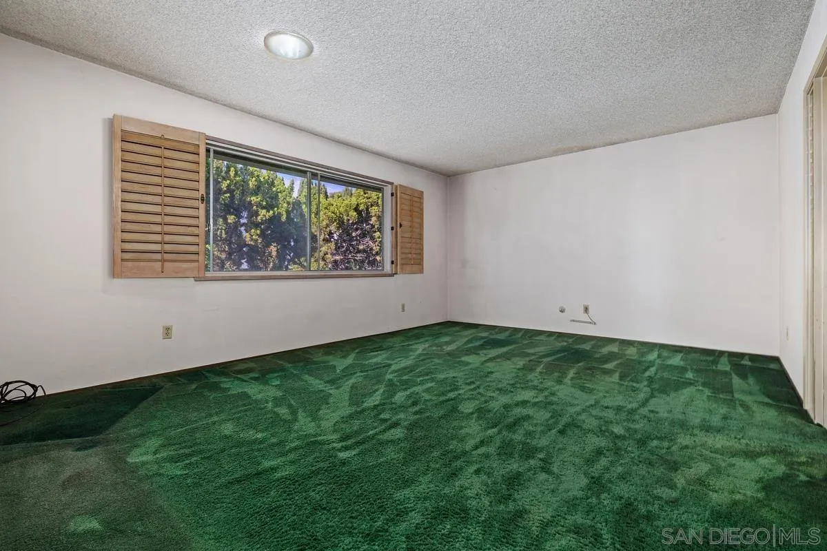 https://cdn.realtyfeed.com/cdn/127/260020860/11ec0ff62bb6daaab1c940878be90f4d.webp