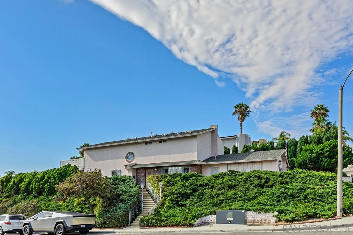 https://cdn.realtyfeed.com/cdn/127/260020860/411dbb0682cc9f323a332051f3a4bdf2.webp