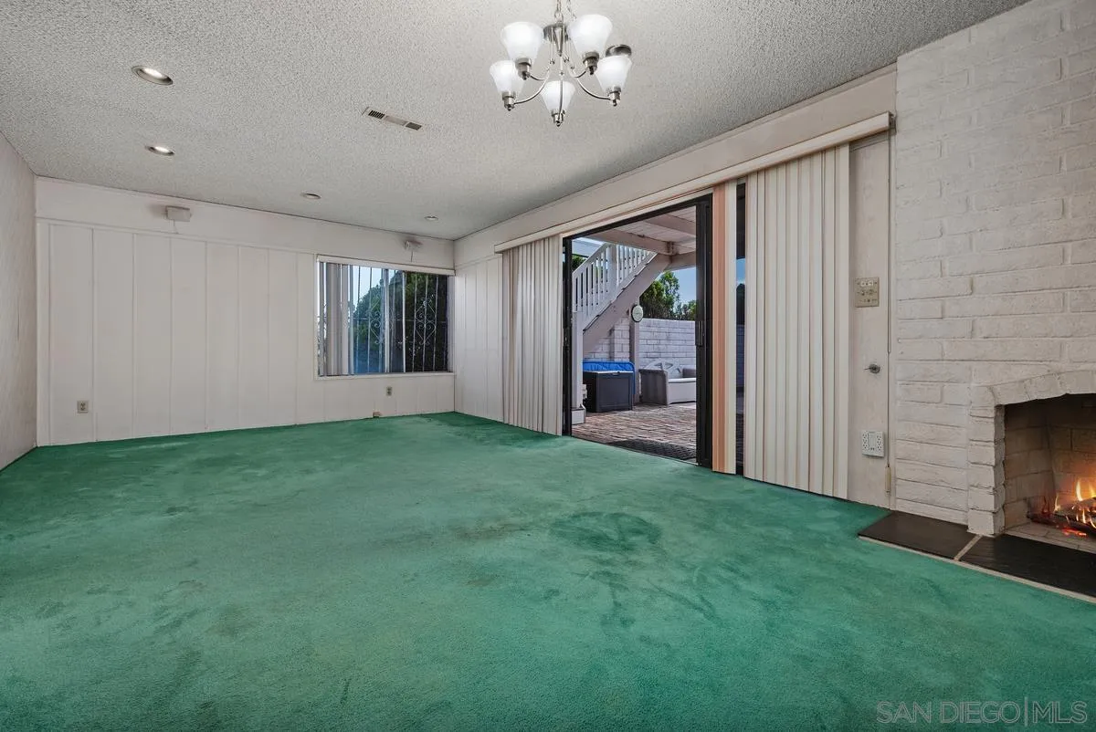 https://cdn.realtyfeed.com/cdn/127/260020860/9c710c9ed040089a6be4fa977b7627fd.webp