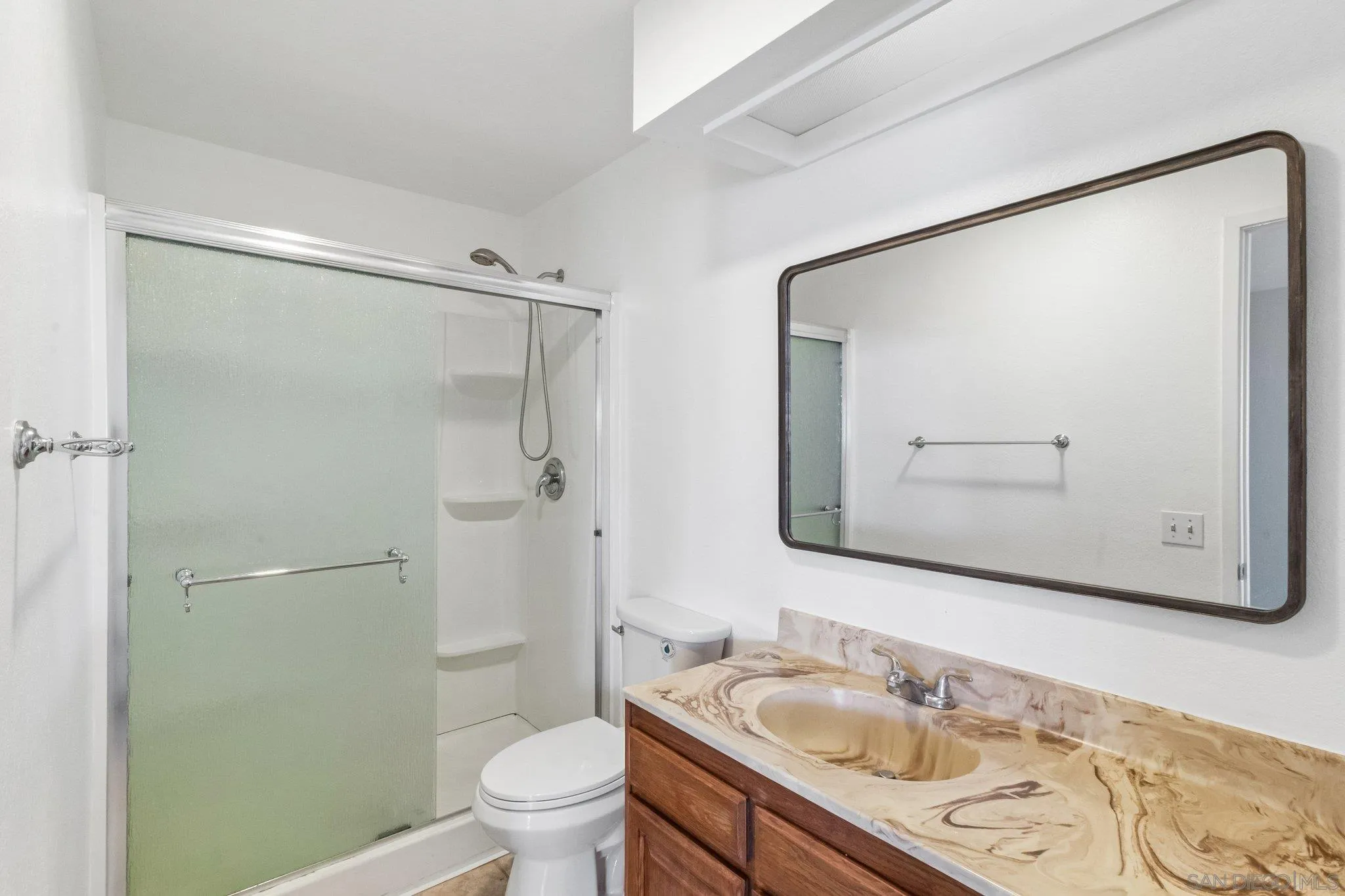 https://cdn.realtyfeed.com/cdn/127/260020864/0c812a76fd2e67a2f9b62861a2a563aa.webp