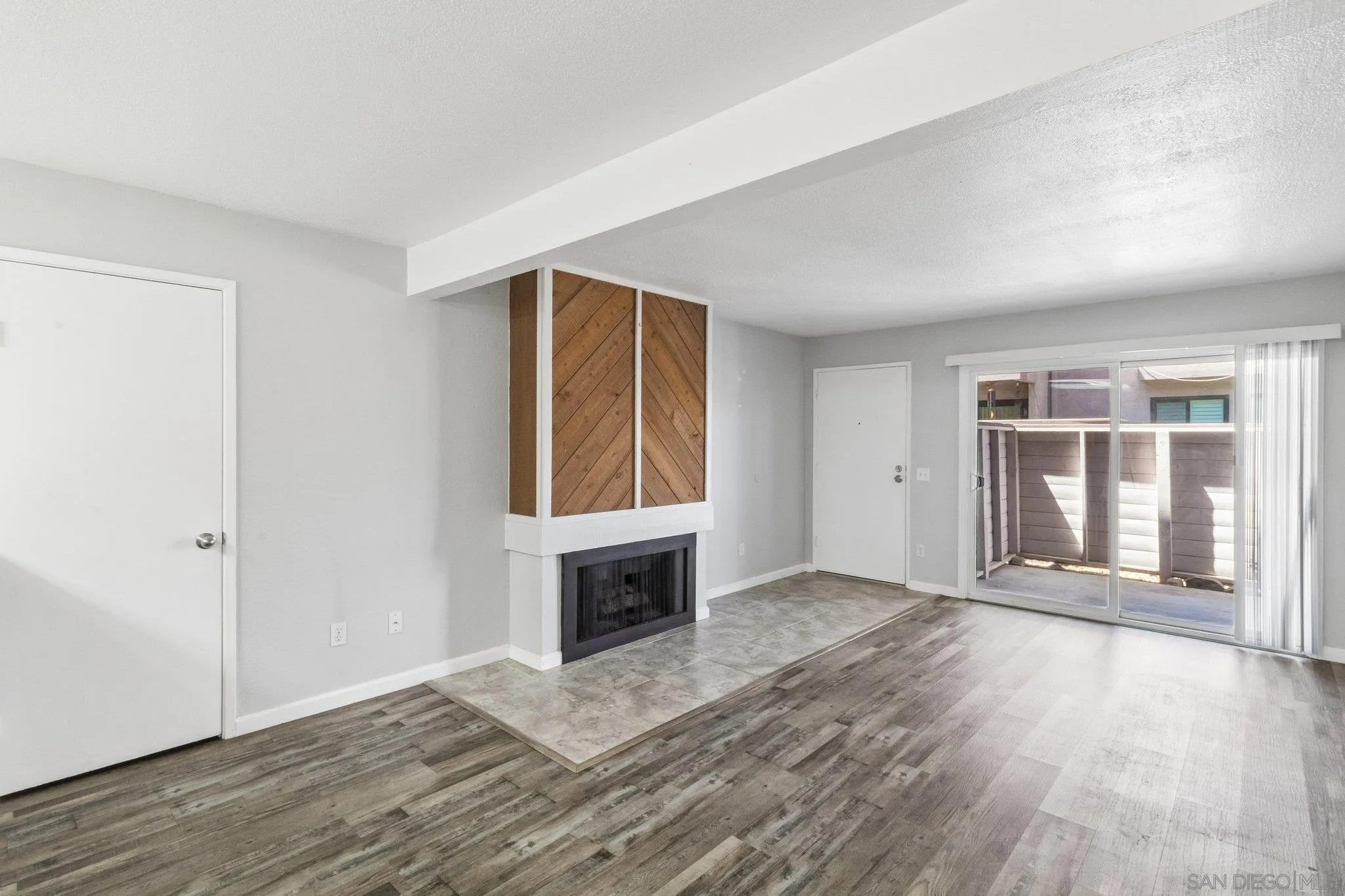 https://cdn.realtyfeed.com/cdn/127/260020864/41e78eebb633ab00bbf46c7deb1351a2.webp