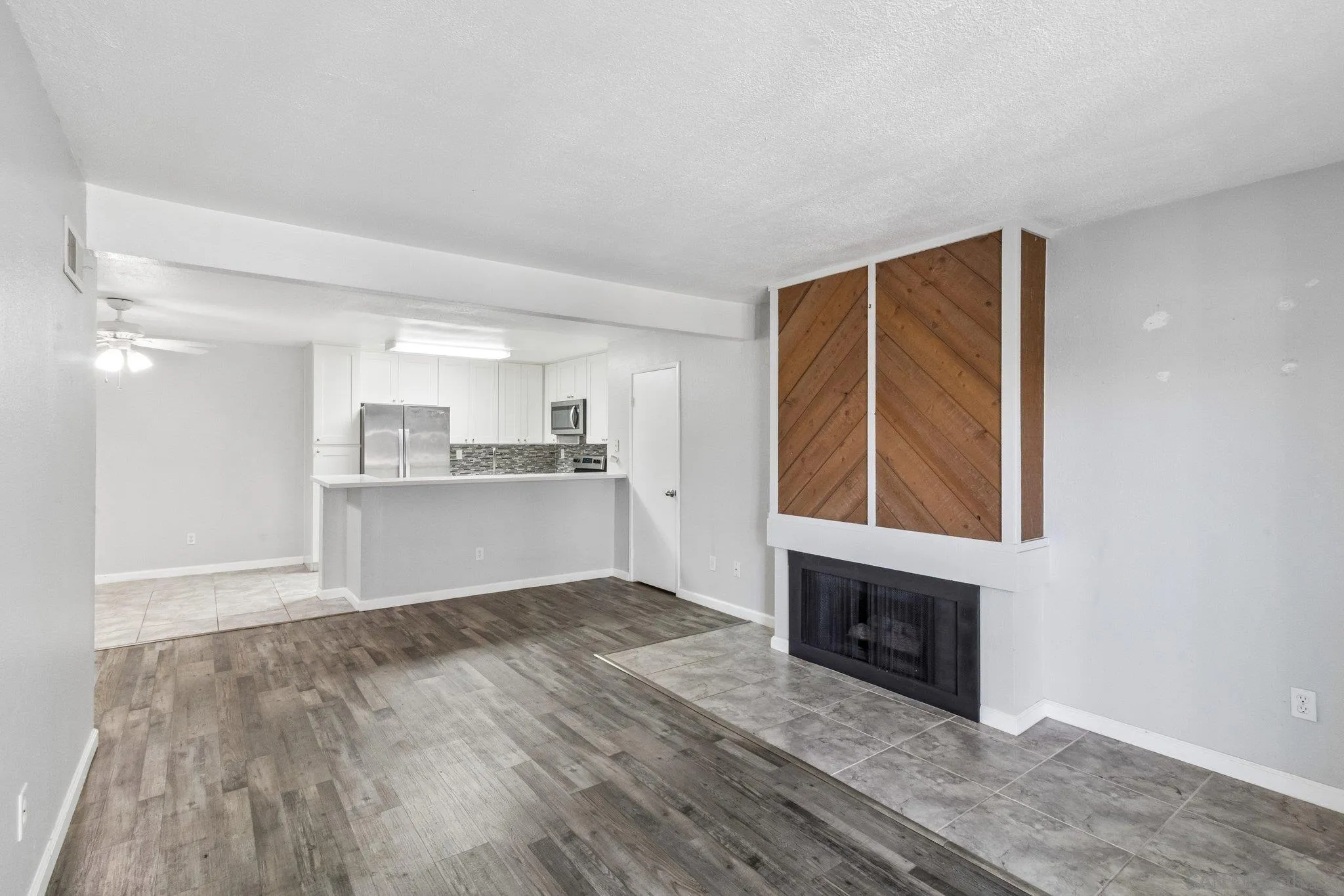 https://cdn.realtyfeed.com/cdn/127/260020864/6a61c302756f12d3b8dde13d37b8e07e.webp