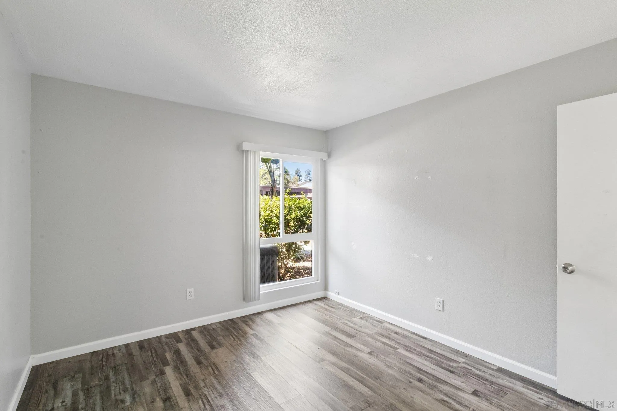 https://cdn.realtyfeed.com/cdn/127/260020864/787f6c463ca6333bfc61f5884914739b.webp