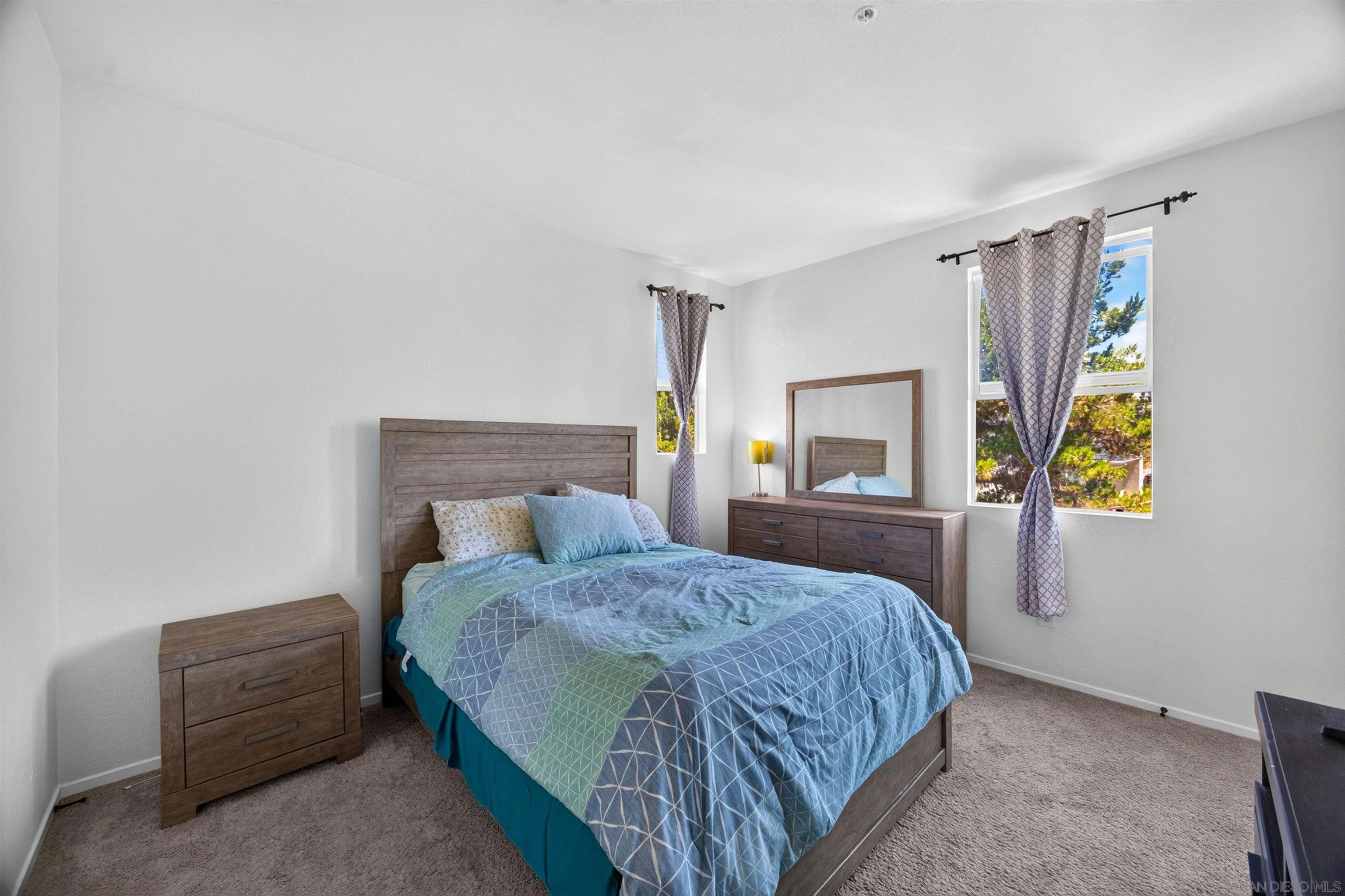 https://cdn.realtyfeed.com/cdn/127/260020866/b7fca04eb6552d471eec37bfab48fc41.webp