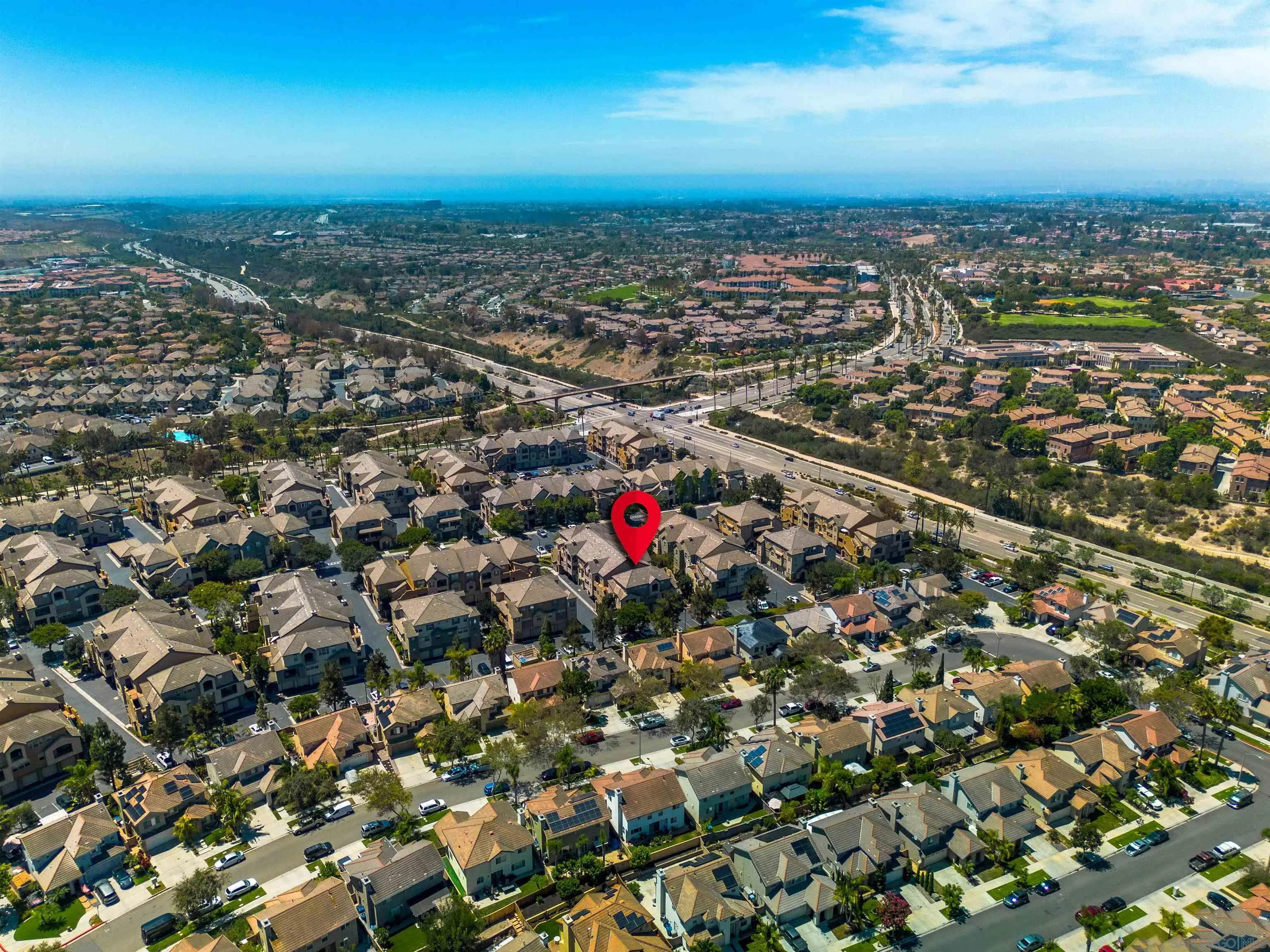 https://cdn.realtyfeed.com/cdn/127/260020866/ce61d85a571543be7a2d65e0723c1a14.webp