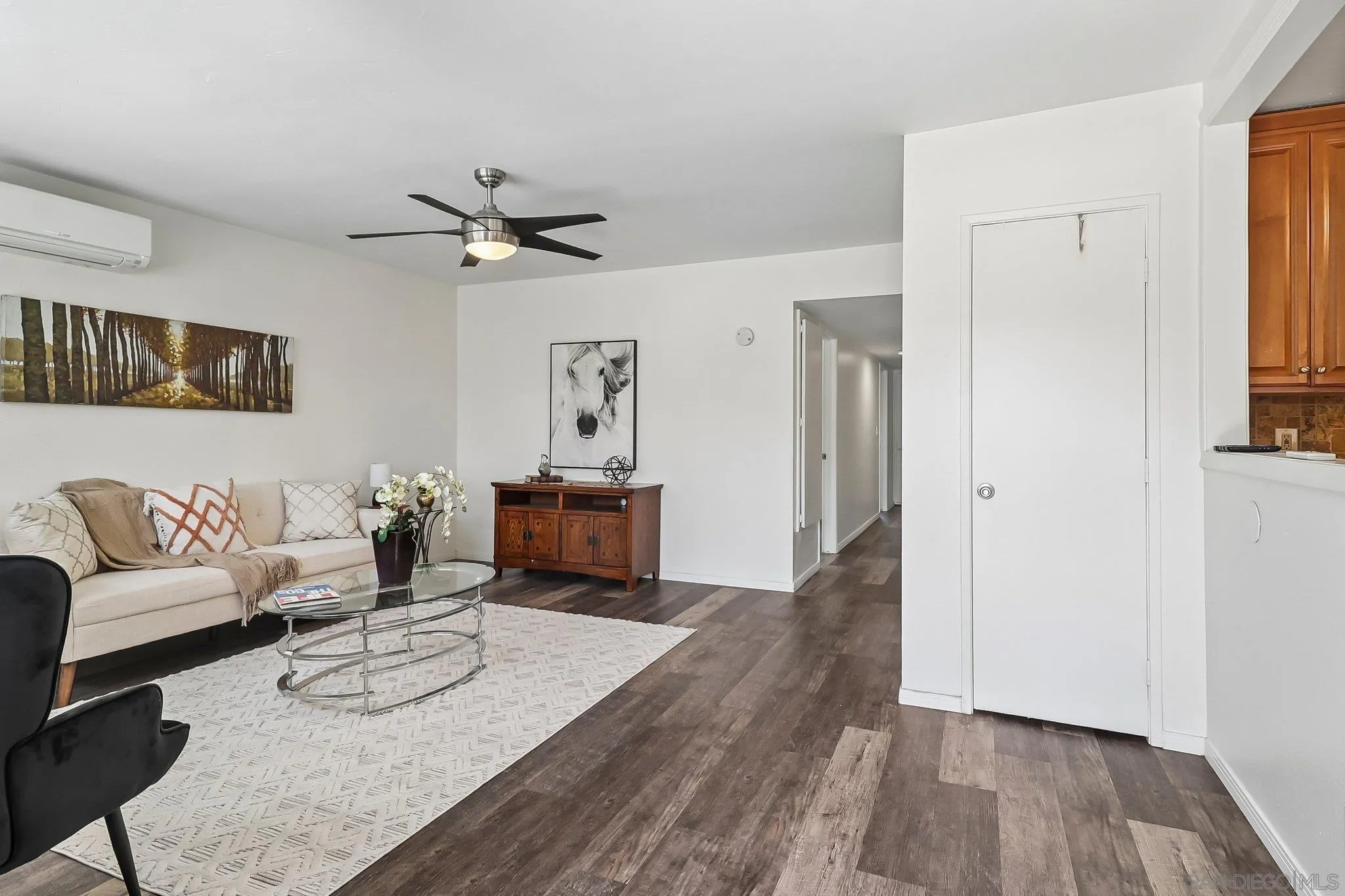 https://cdn.realtyfeed.com/cdn/127/260020870/483c1c9c9a7b0db02fed84f885f804c5.webp
