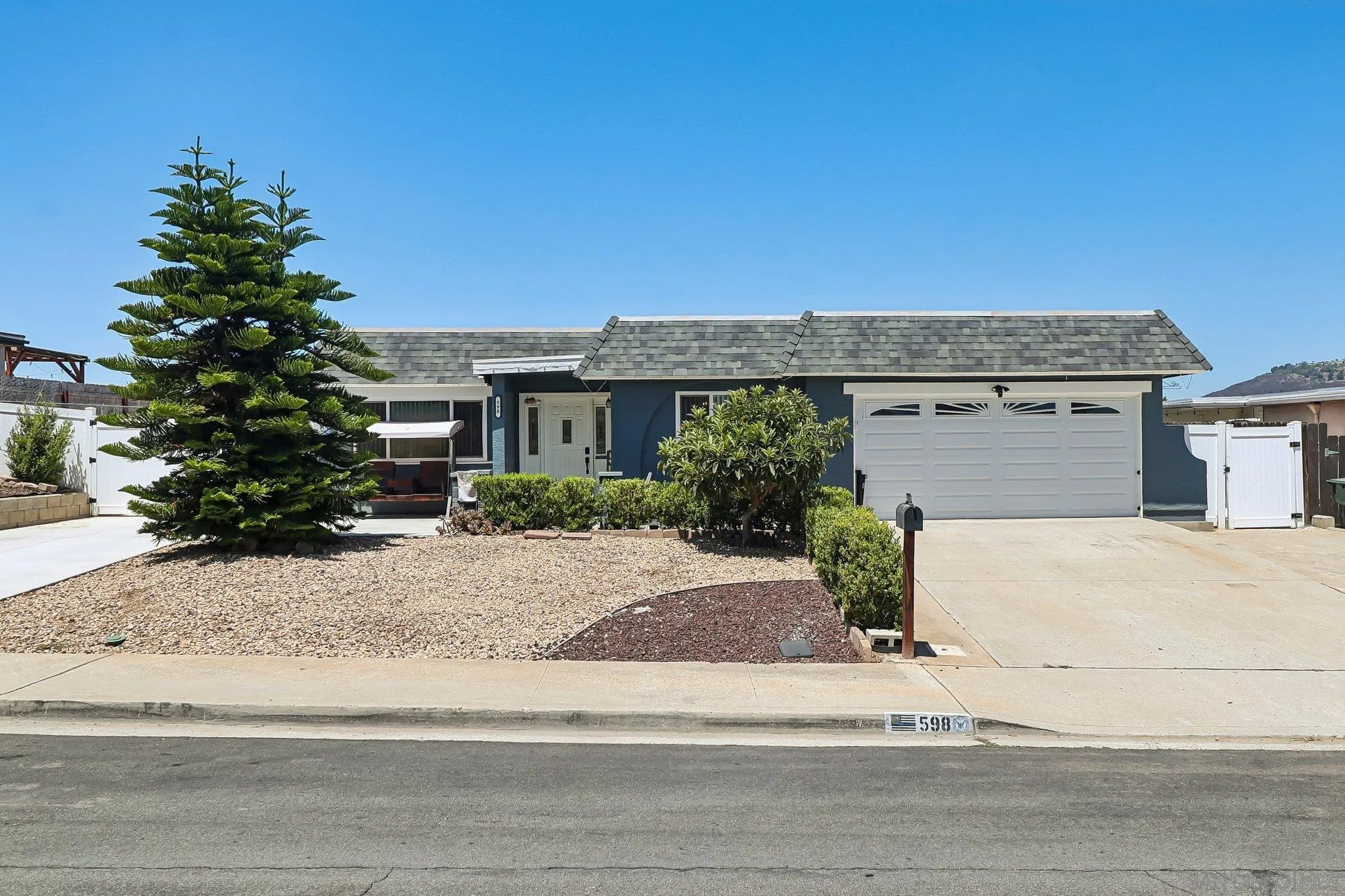 https://cdn.realtyfeed.com/cdn/127/260020870/57ad2c042d8af8402e76f4bc870449c7.webp