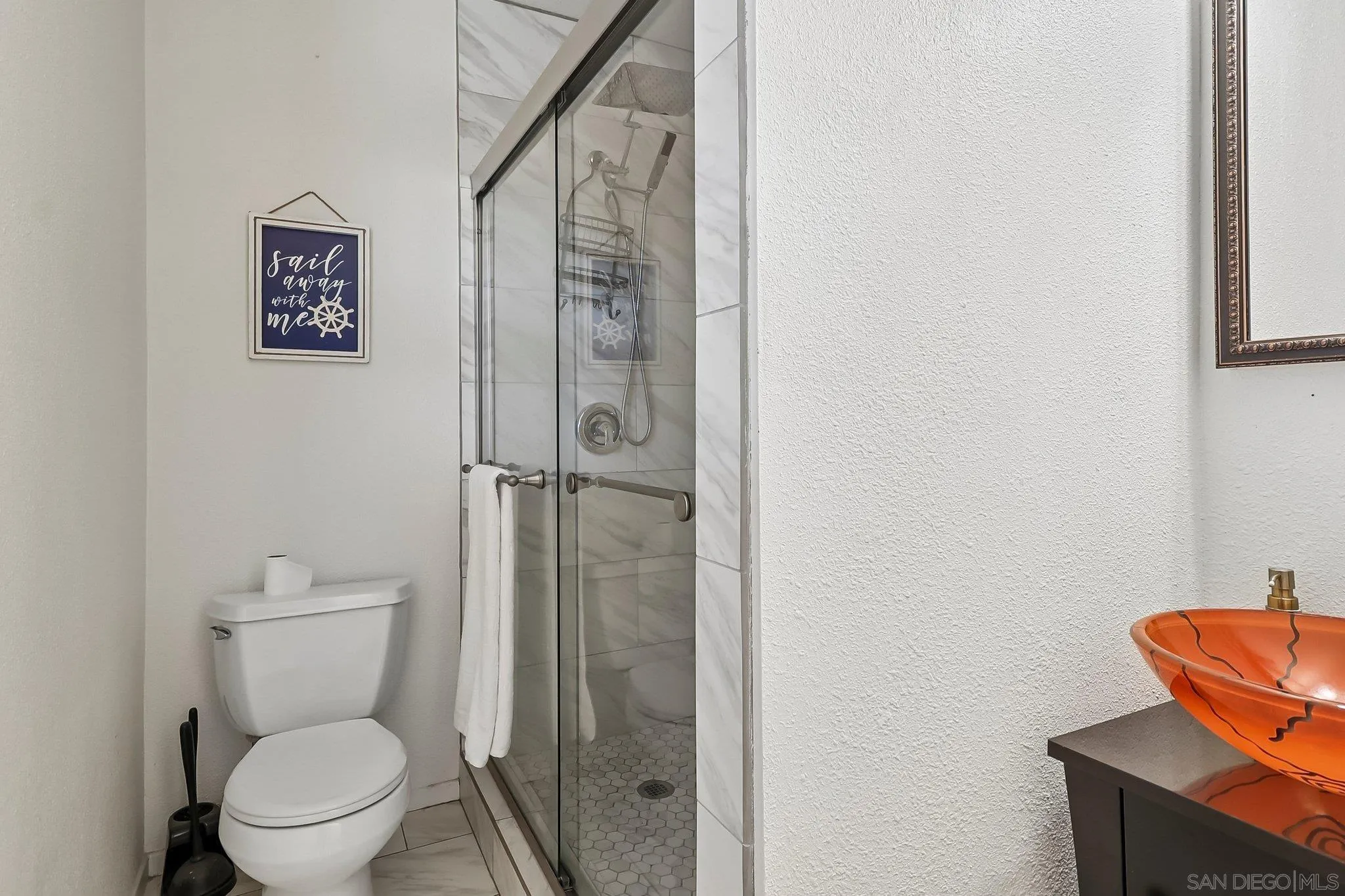 https://cdn.realtyfeed.com/cdn/127/260020870/8b97a0df53690f5c9d539a0a0000bc6e.webp