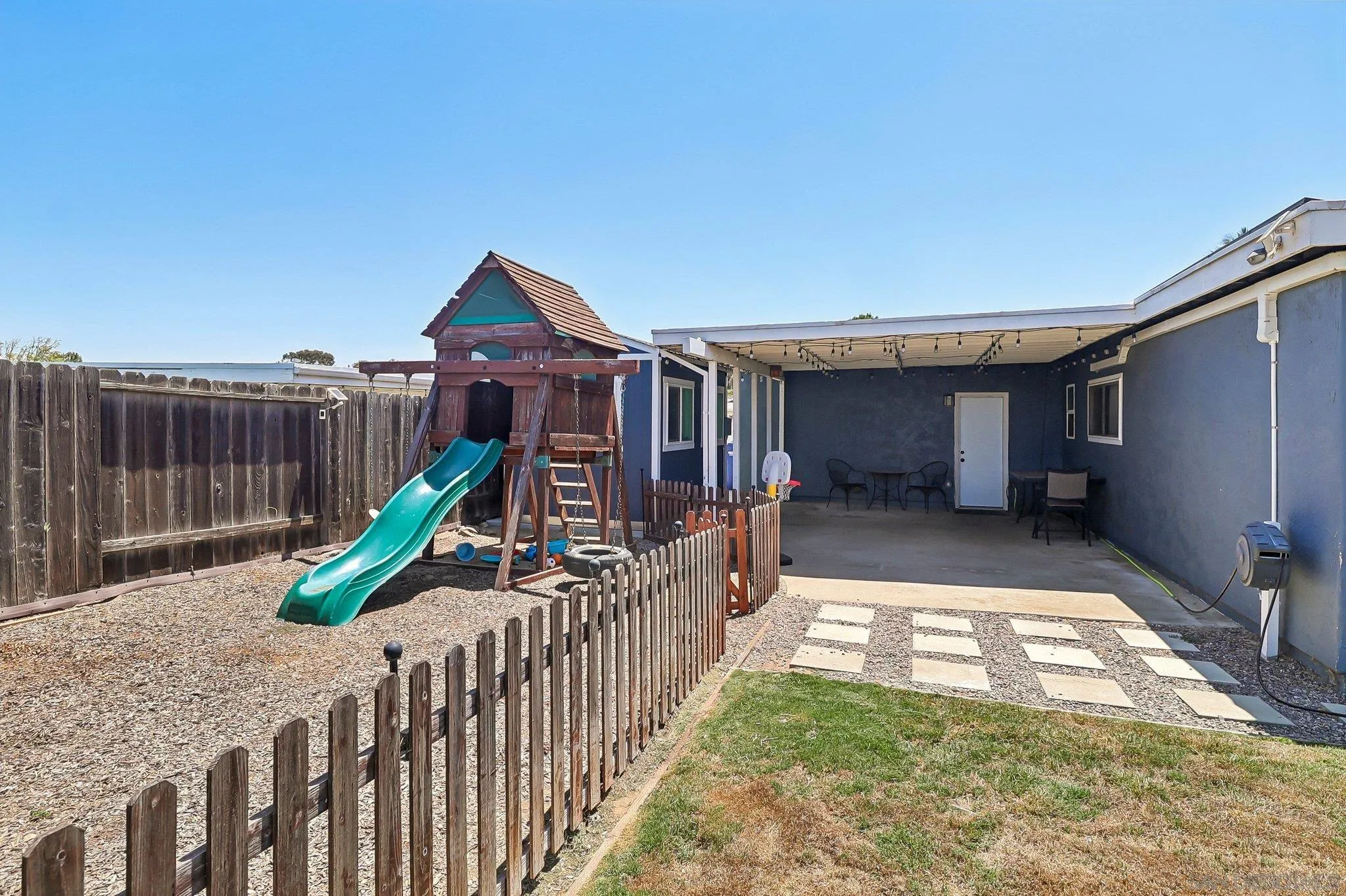 https://cdn.realtyfeed.com/cdn/127/260020870/95404b1f2e97b7e72d3b9fa860e3a35b.webp