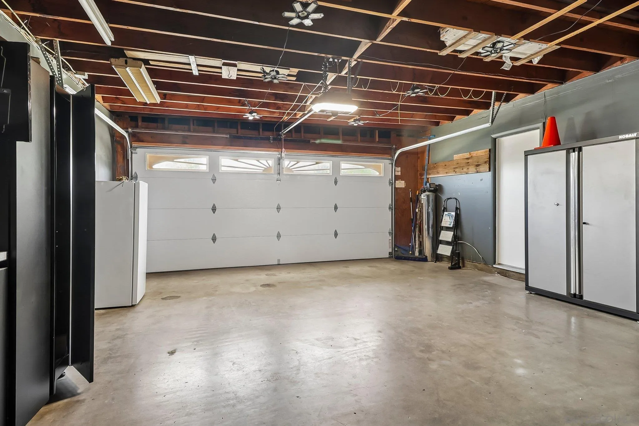 https://cdn.realtyfeed.com/cdn/127/260020870/fe36fad7e65a721988e06697f05bb1c9.webp