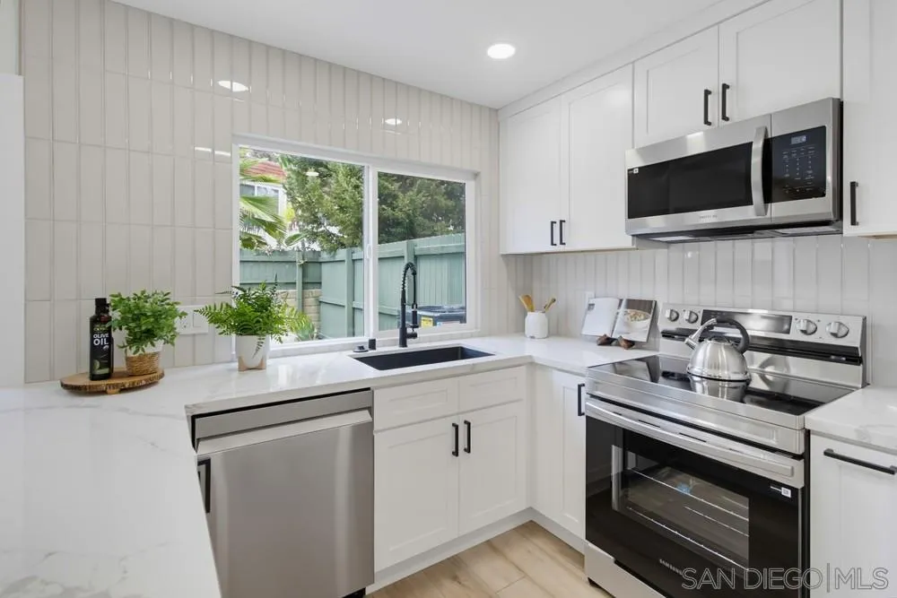 https://cdn.realtyfeed.com/cdn/127/260020871/ac288b1130789fa3badc7c59a026e531.webp