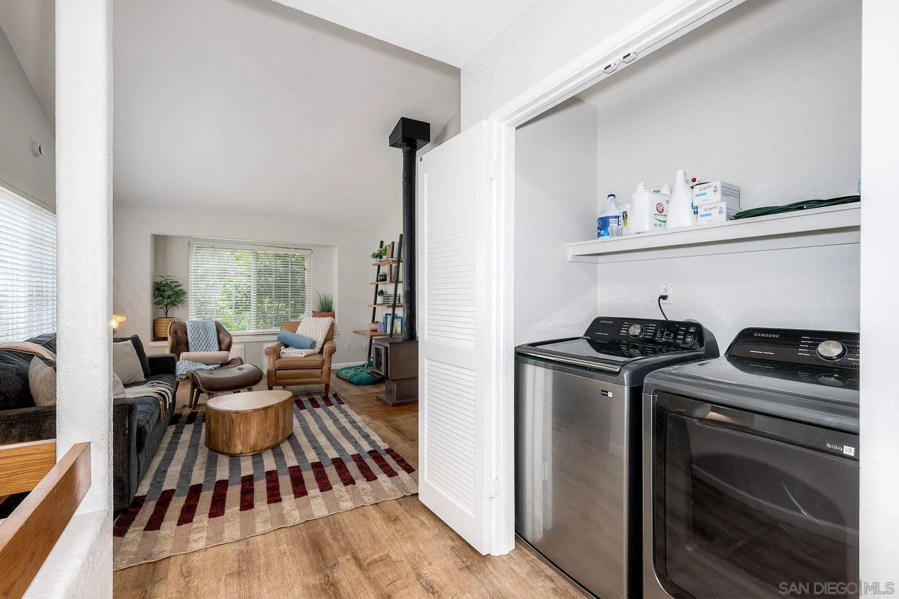 https://cdn.realtyfeed.com/cdn/127/260020872/4fdc7568ef82b874ddd7455e36dcad0b.webp