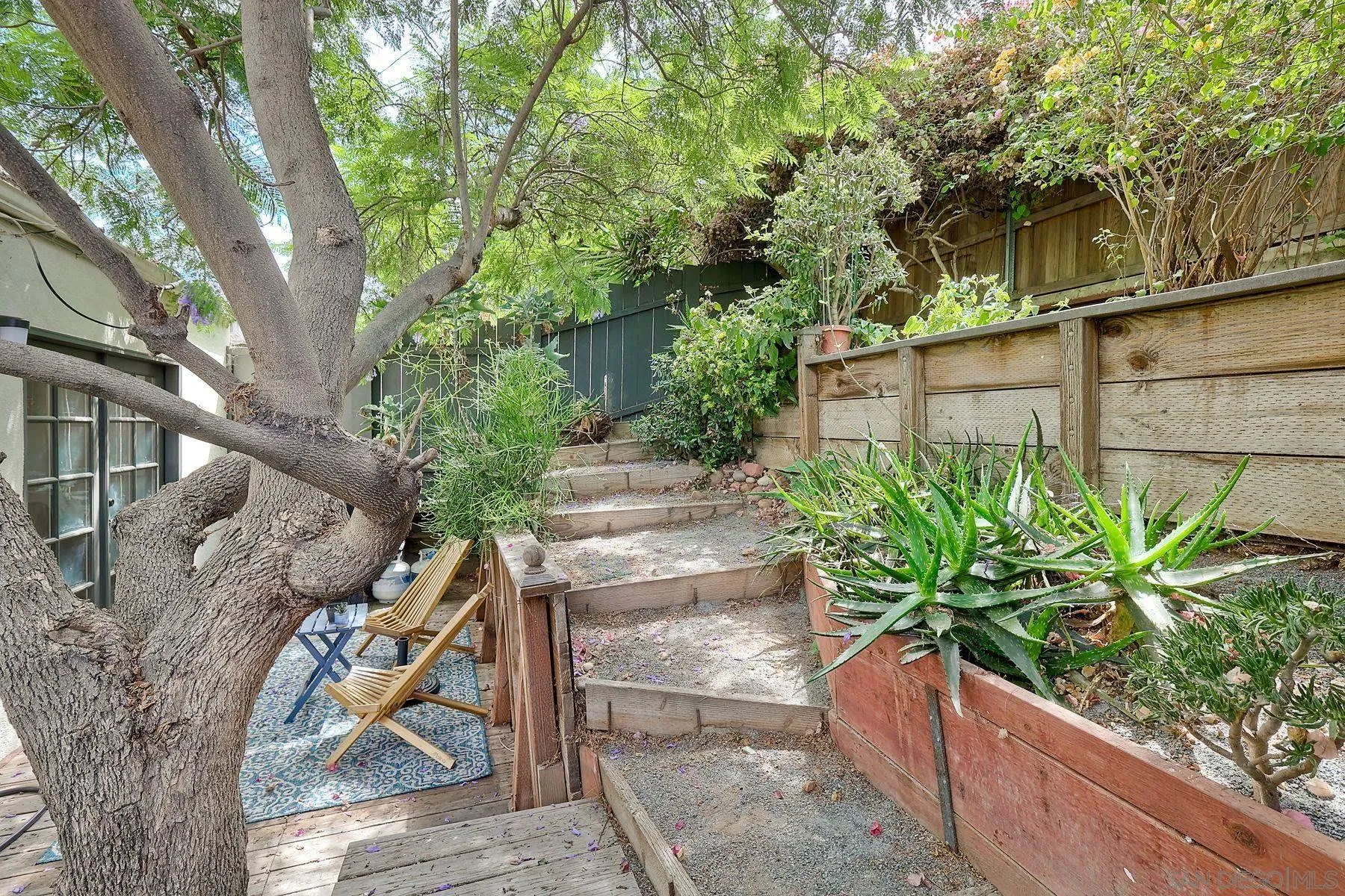 https://cdn.realtyfeed.com/cdn/127/260020872/a46ddffdd826dec8dbe13e608da9f932.webp