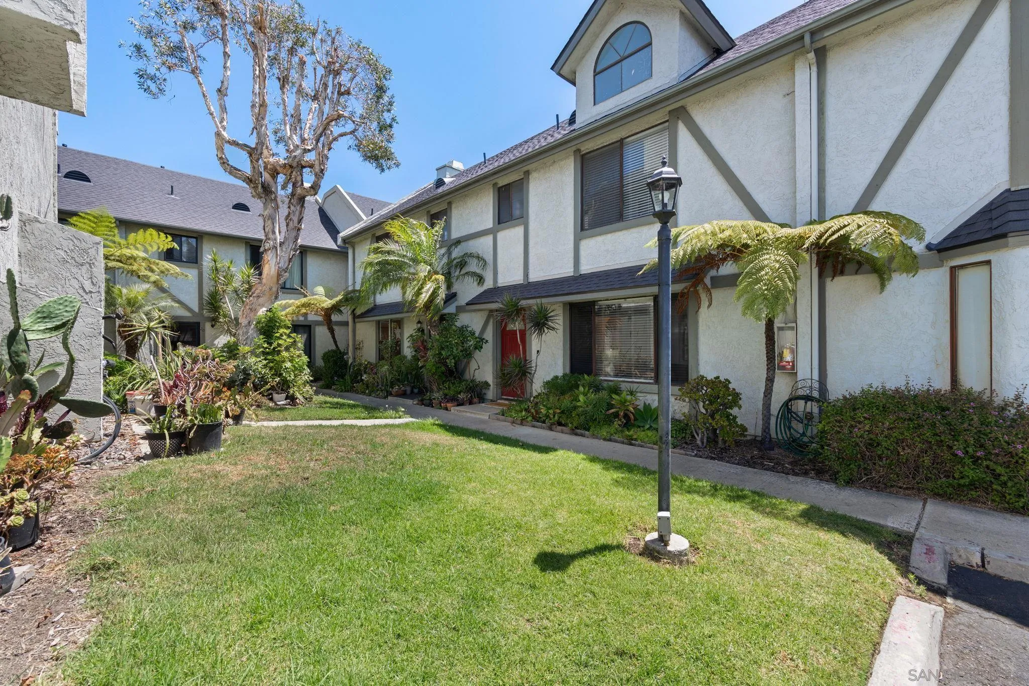 https://cdn.realtyfeed.com/cdn/127/260020875/58377453864691b6d6d5a806d3e3048f.webp