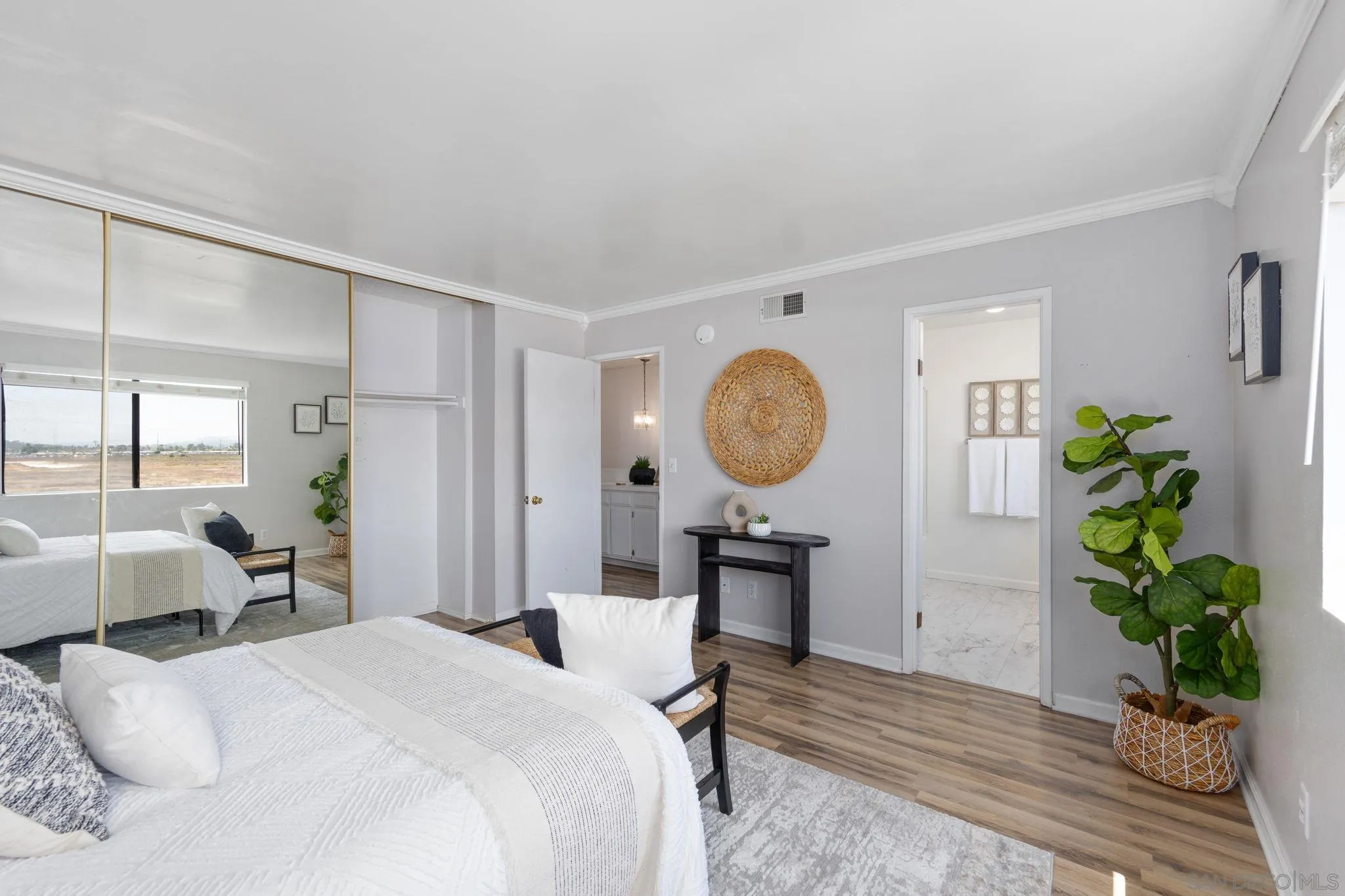 https://cdn.realtyfeed.com/cdn/127/260020875/c0d3fac670afd2fe72ec51f08df34eb9.webp
