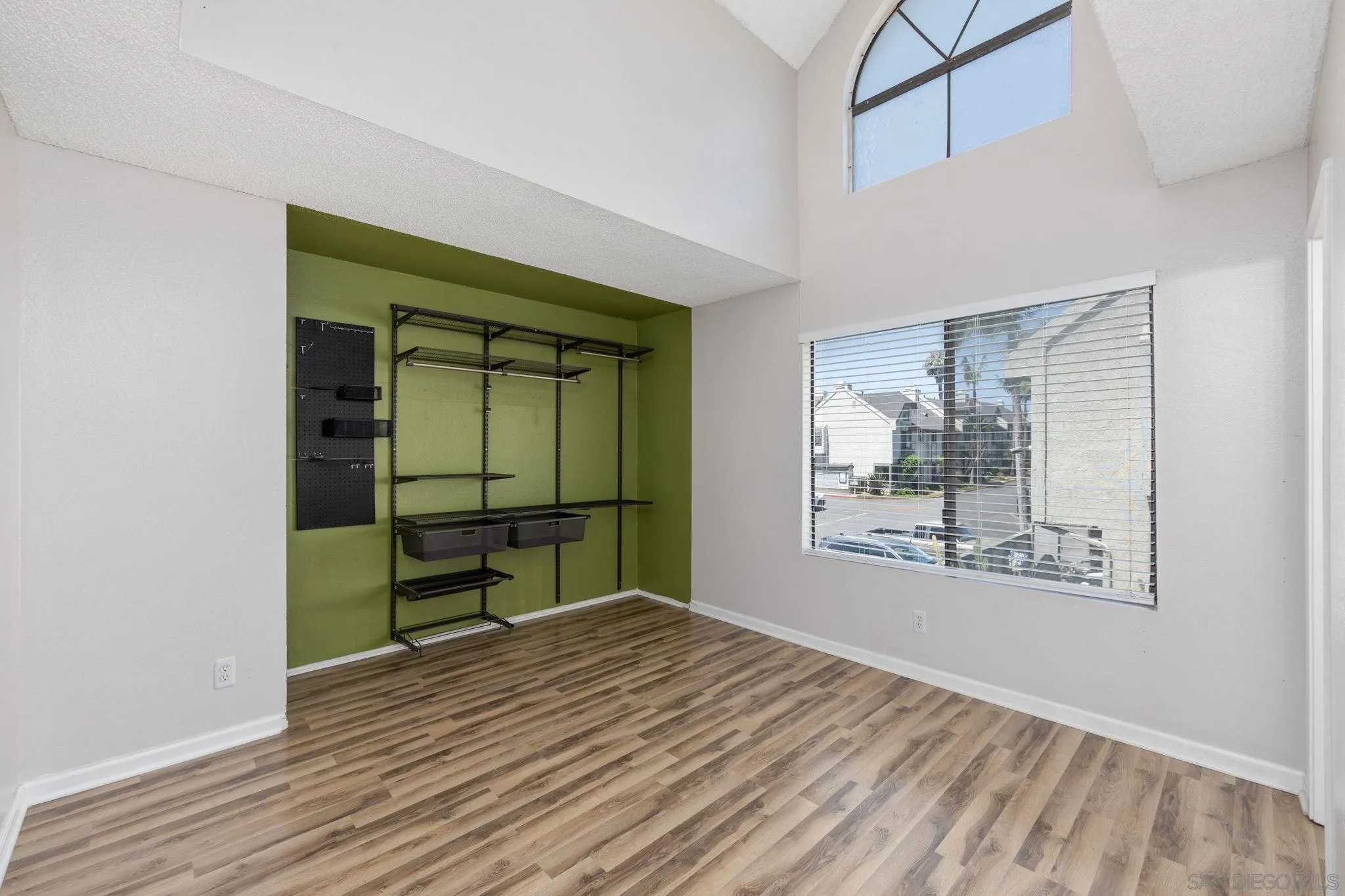 https://cdn.realtyfeed.com/cdn/127/260020875/f48a8d3e5d8ab6c87805c3578985991c.webp