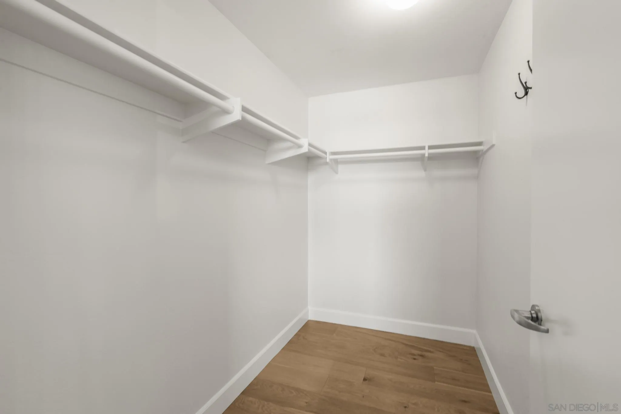 https://cdn.realtyfeed.com/cdn/127/260020881/078f4ae8c1ebed171e6750722802cdee.webp