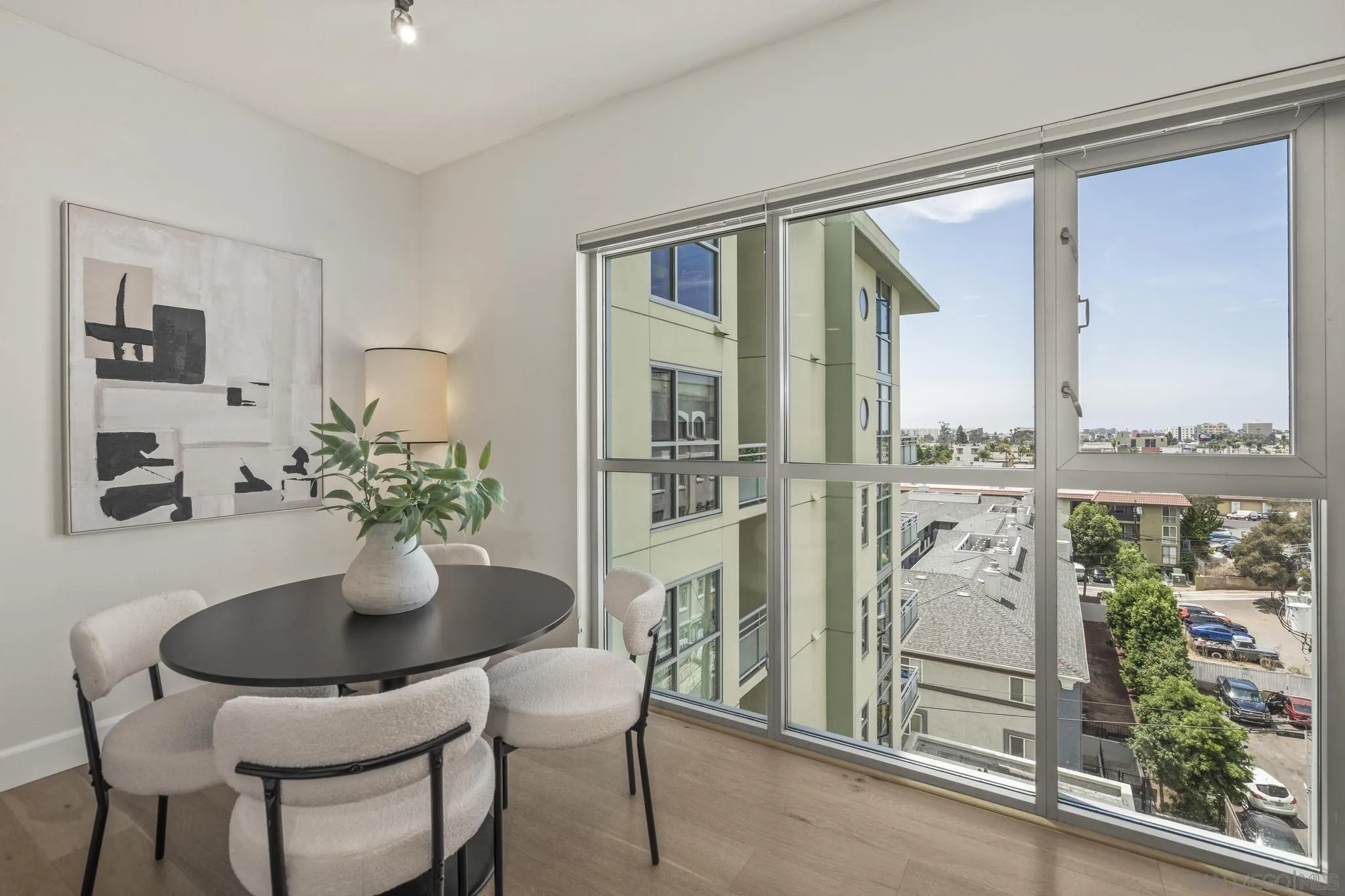 https://cdn.realtyfeed.com/cdn/127/260020881/29306ede25d01bc5ad42ebd2acbd02bf.webp