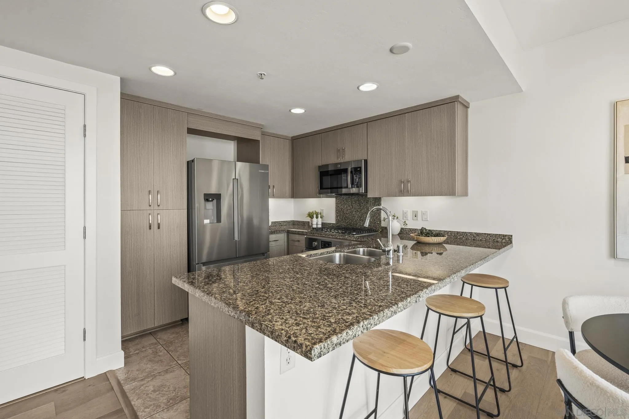 3812 Park Unit 501, San Diego, CA 92103 - Photo 4 of 27, San Diego, CA