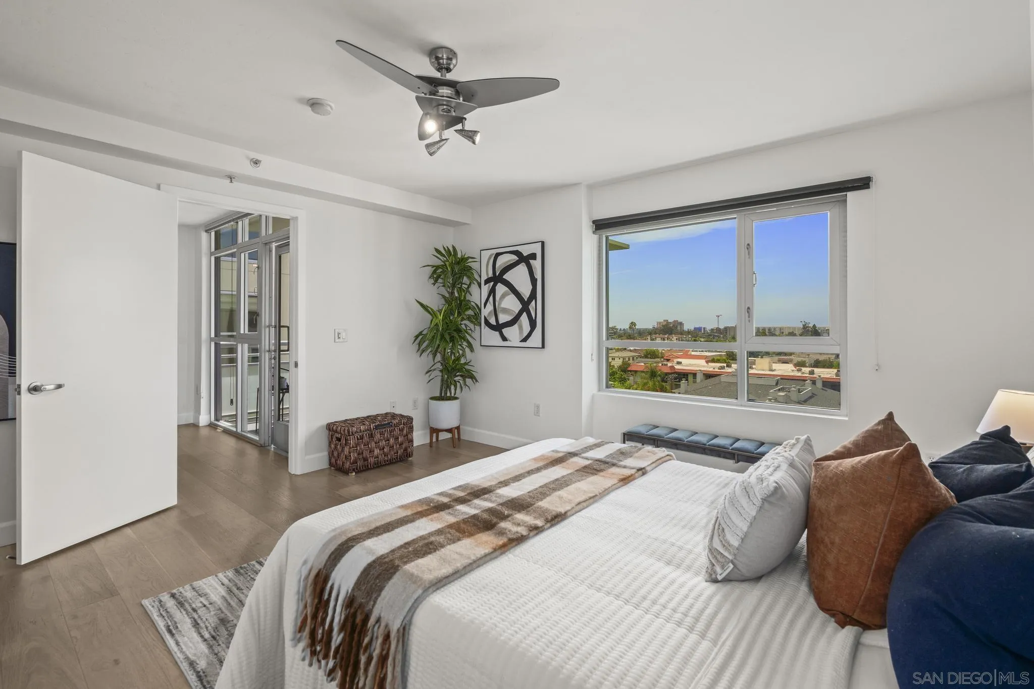 https://cdn.realtyfeed.com/cdn/127/260020881/4f5d1940863da69942995e03ae56f511.webp