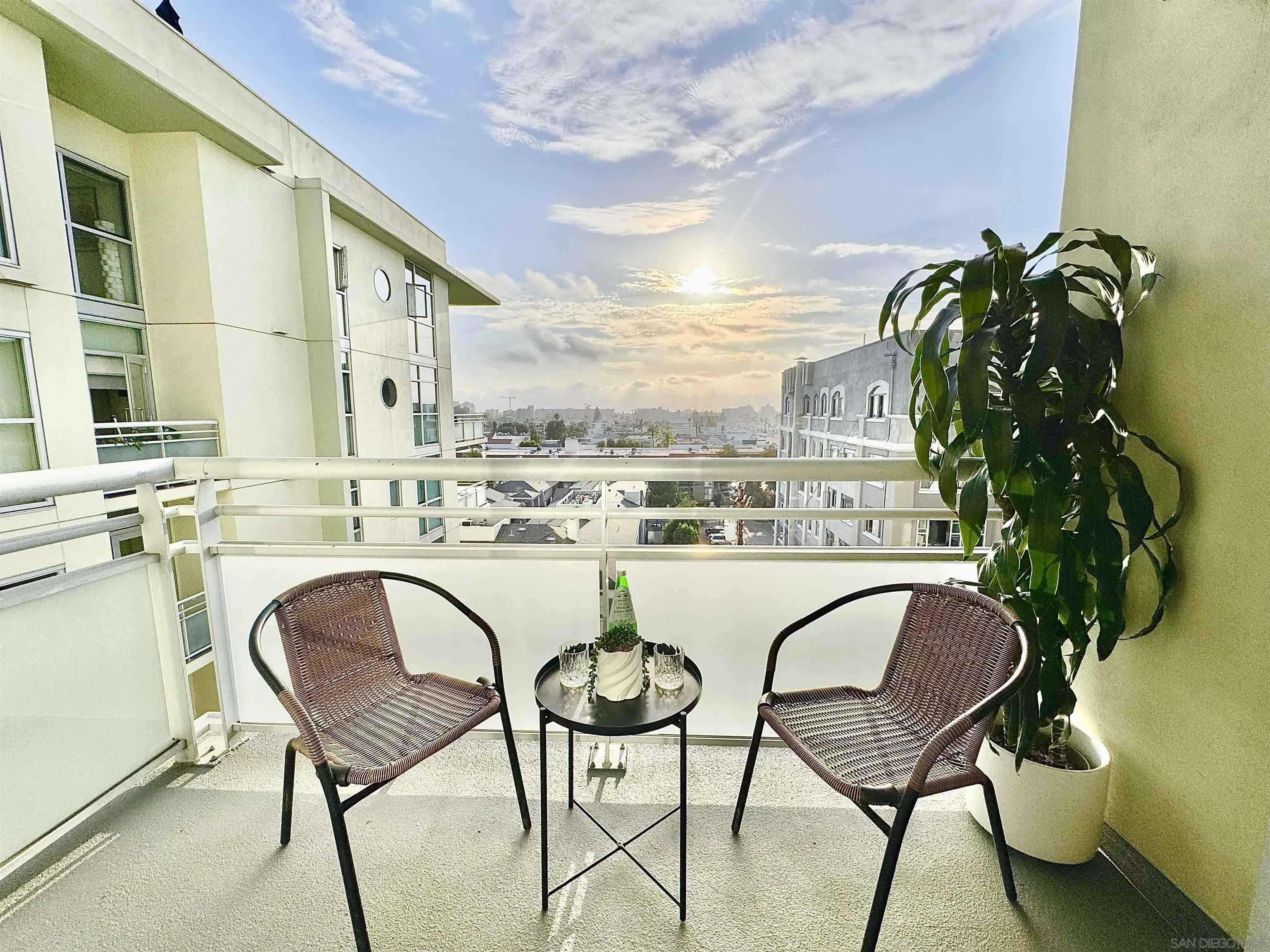 https://cdn.realtyfeed.com/cdn/127/260020881/b9010827537d2fdfd937d04950e71002.webp