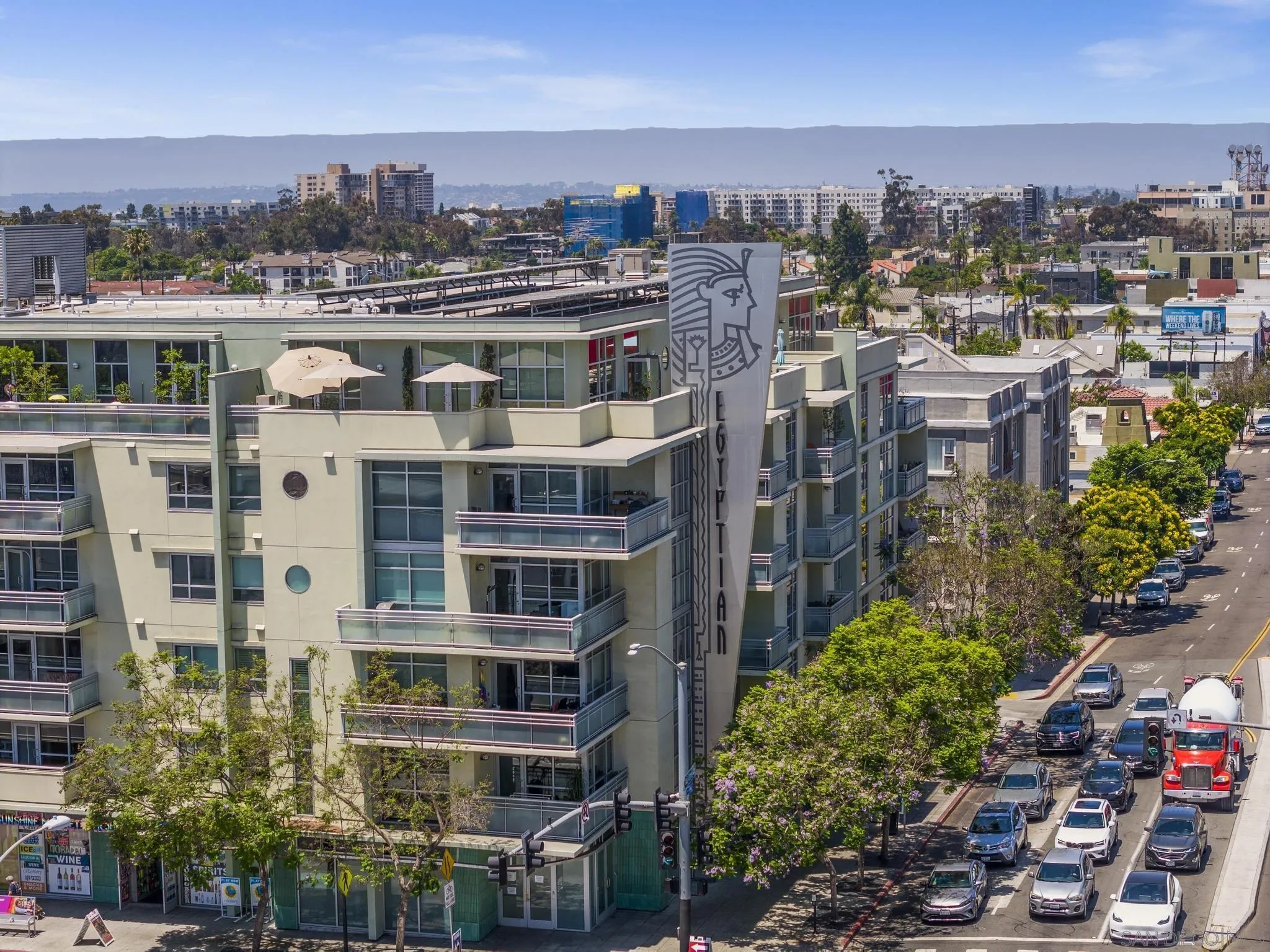 https://cdn.realtyfeed.com/cdn/127/260020881/d8b078b3bd1ea3bb9b67044612e59352.webp