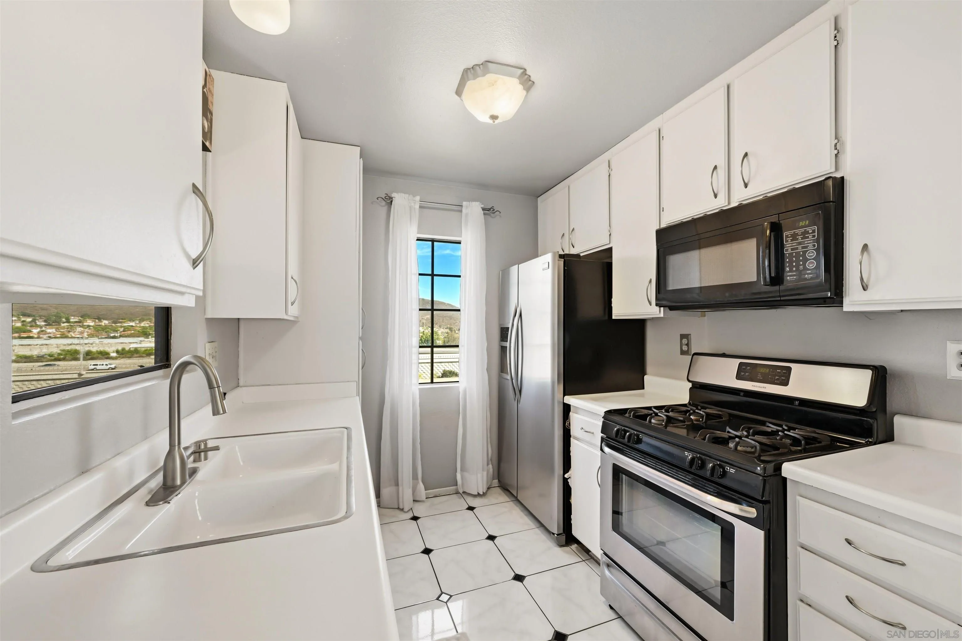 https://cdn.realtyfeed.com/cdn/127/260020883/1a09da281b1779d324767e0d02445c10.webp
