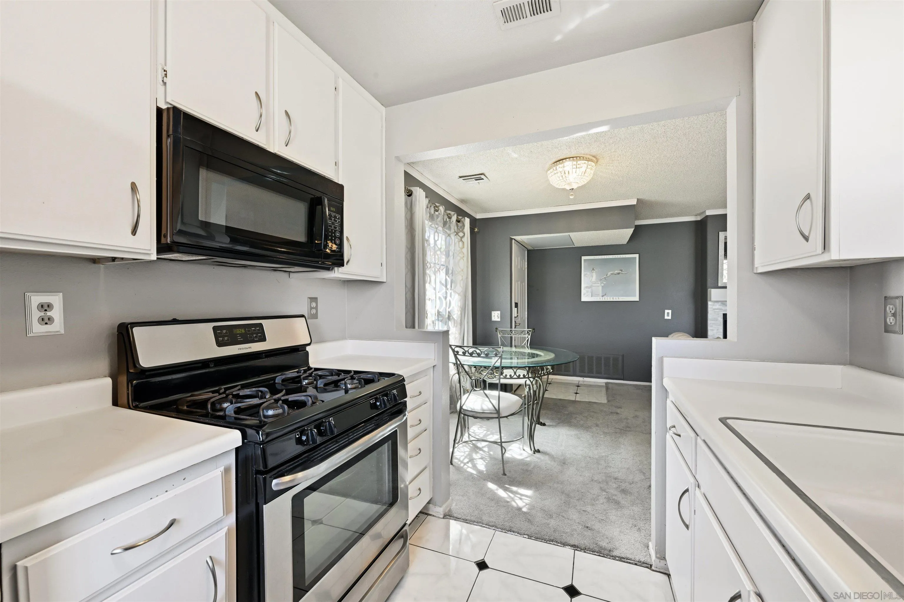 https://cdn.realtyfeed.com/cdn/127/260020883/efa3e834e3d5c72701216d3a7808bec3.webp