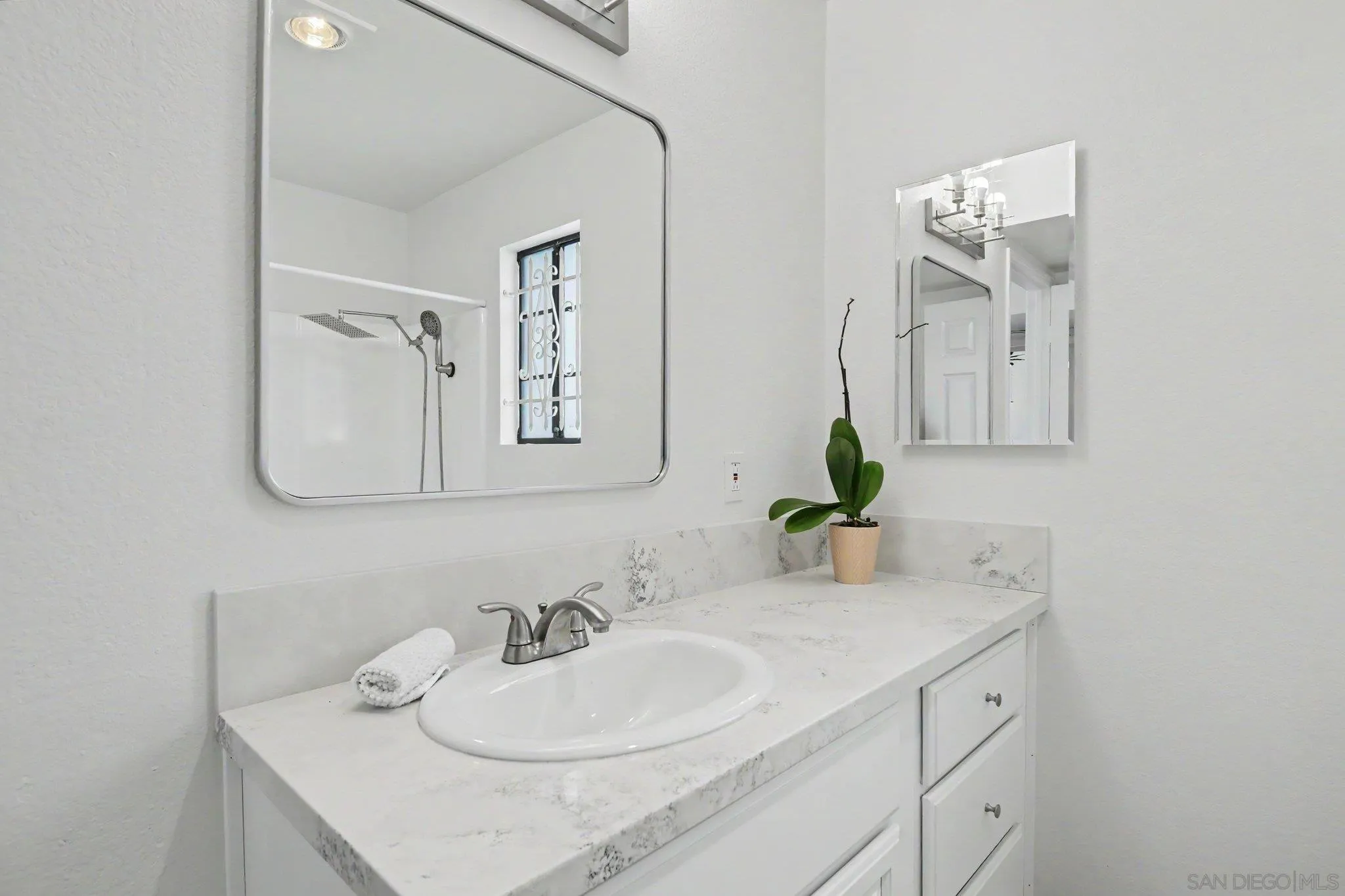 https://cdn.realtyfeed.com/cdn/127/260020887/1193603174de0838791d7f0232b7029f.webp