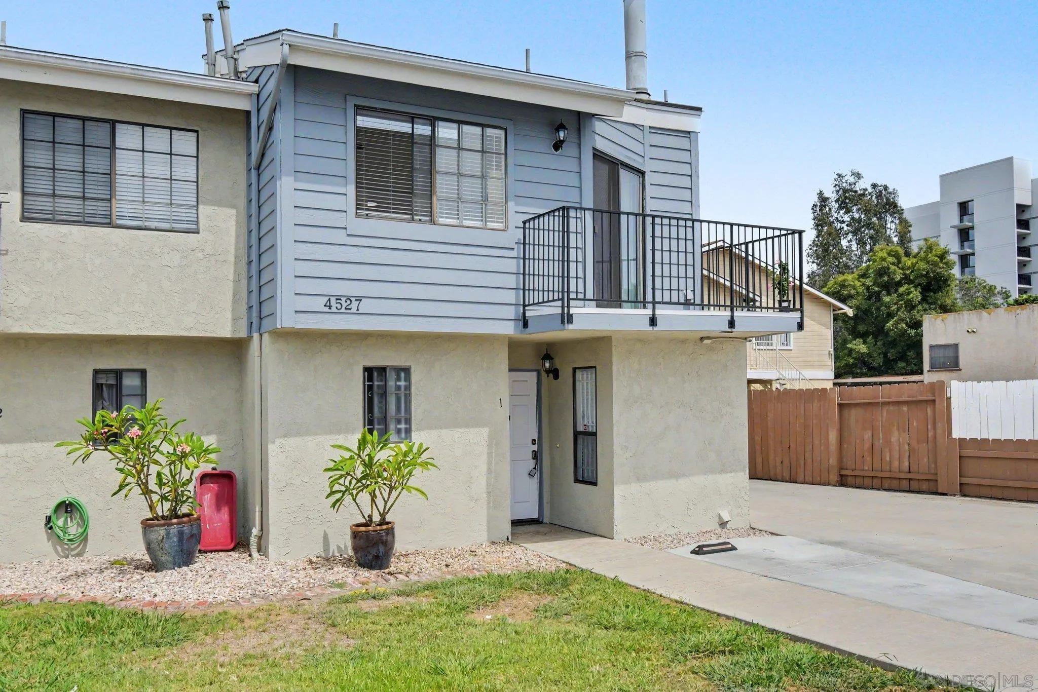 4527 Contour Blvd Unit 1, San Diego, CA 92115 - Photo 3 of 33, San Diego, CA