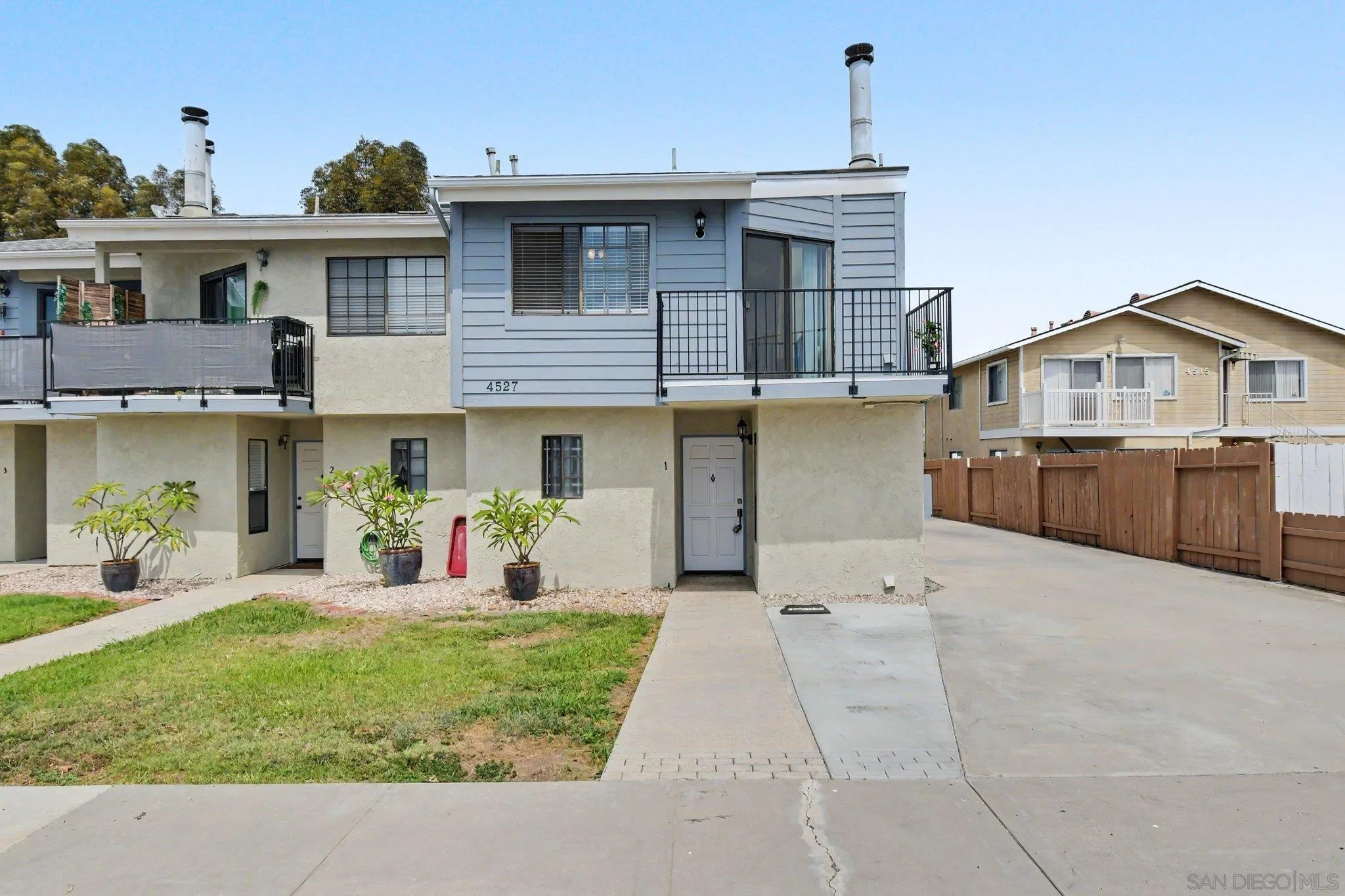 4527 Contour Blvd Unit 1, San Diego, CA 92115 - Photo 2 of 33, San Diego, CA