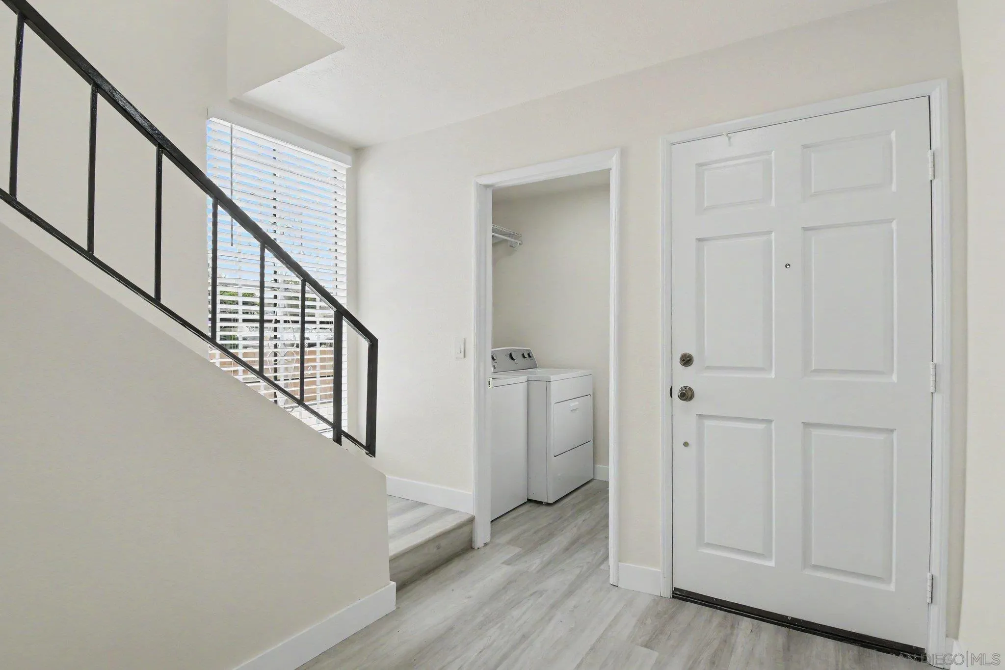 https://cdn.realtyfeed.com/cdn/127/260020887/abe99f3d0cdeecb6bcefdc4ba3ccee14.webp