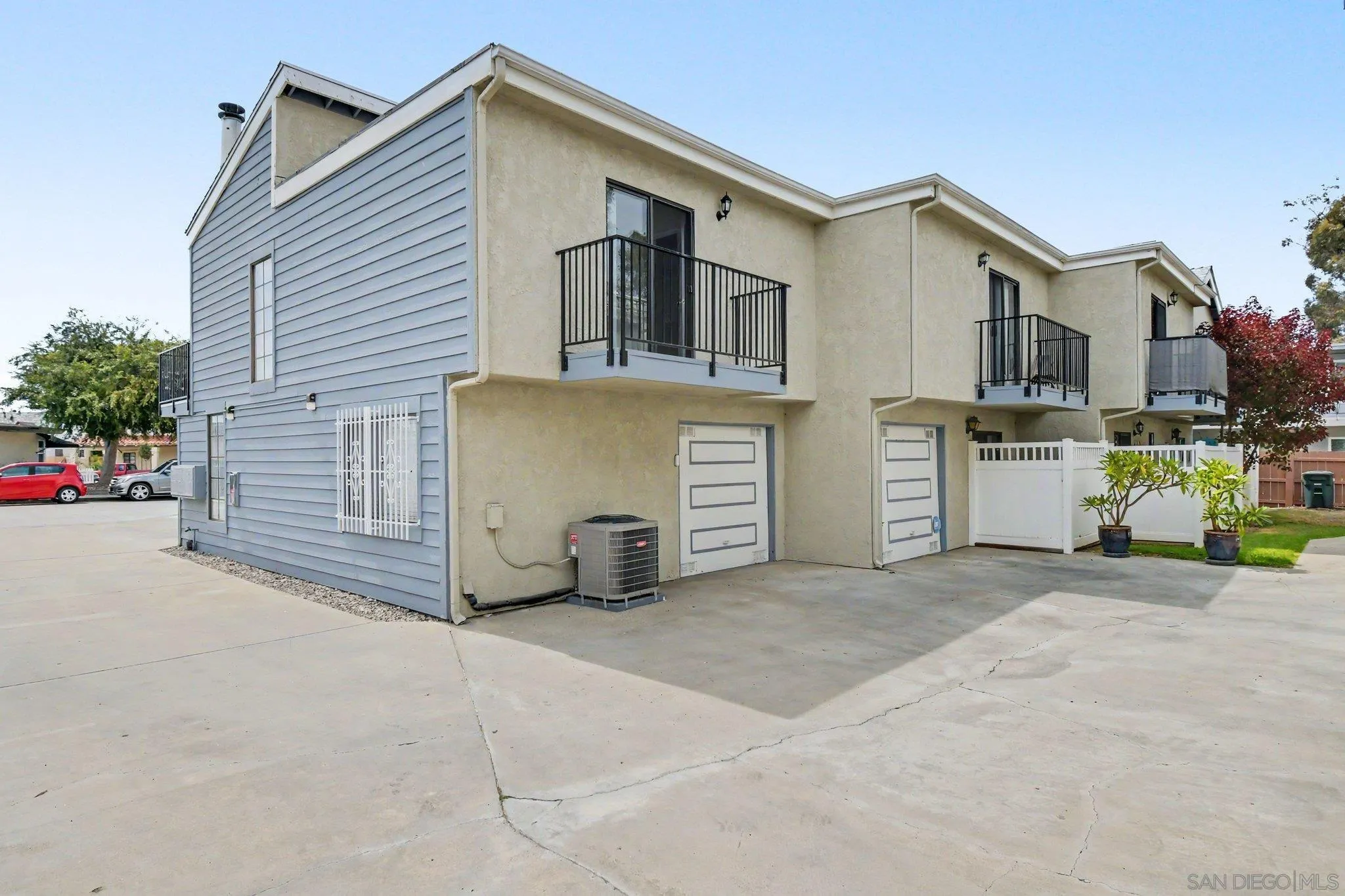 https://cdn.realtyfeed.com/cdn/127/260020887/ebe867bf315a39440b54e2090b1f1c13.webp