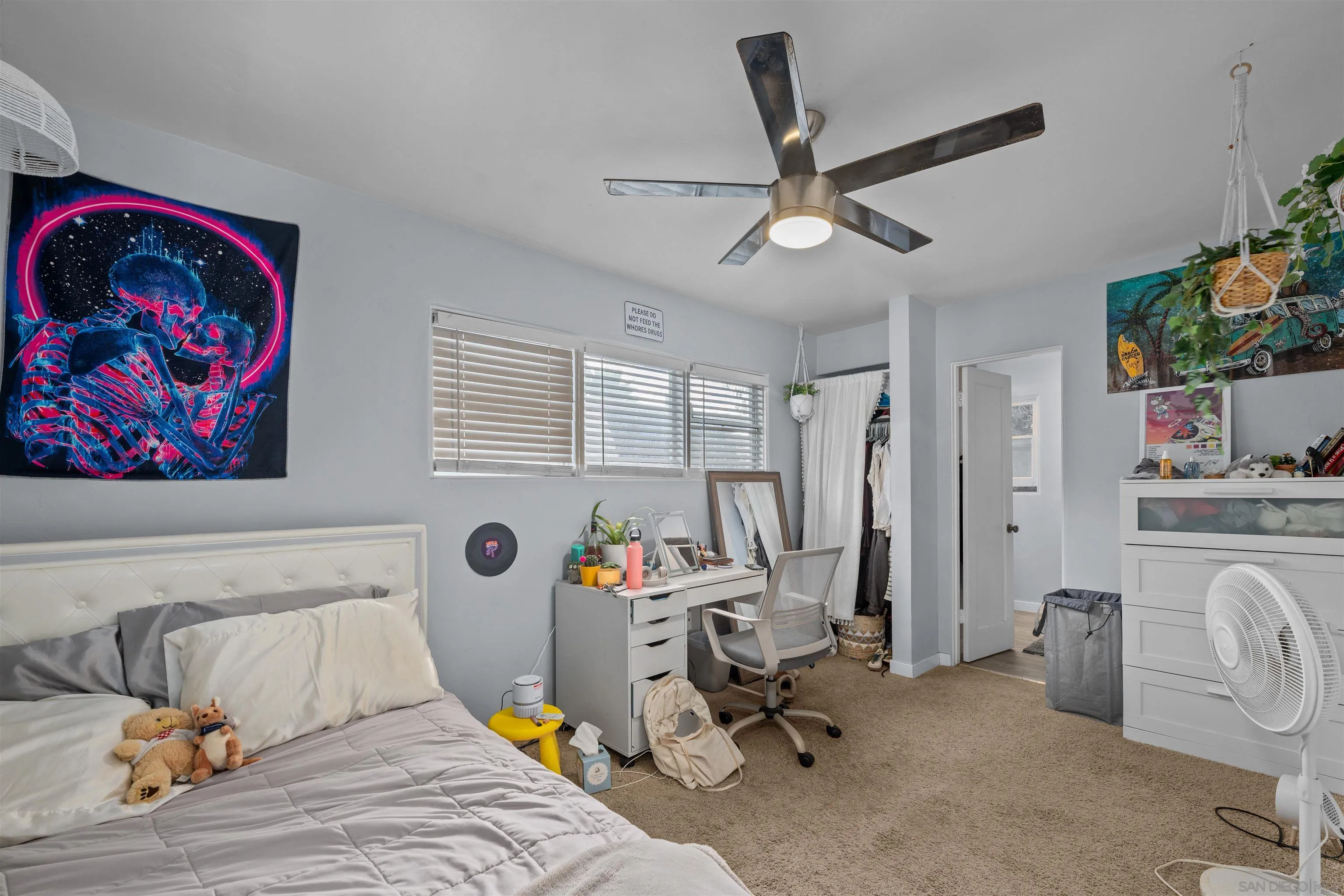 https://cdn.realtyfeed.com/cdn/127/260020889/cfd390a2b2d0daf6686c6b8e5d9277c8.webp
