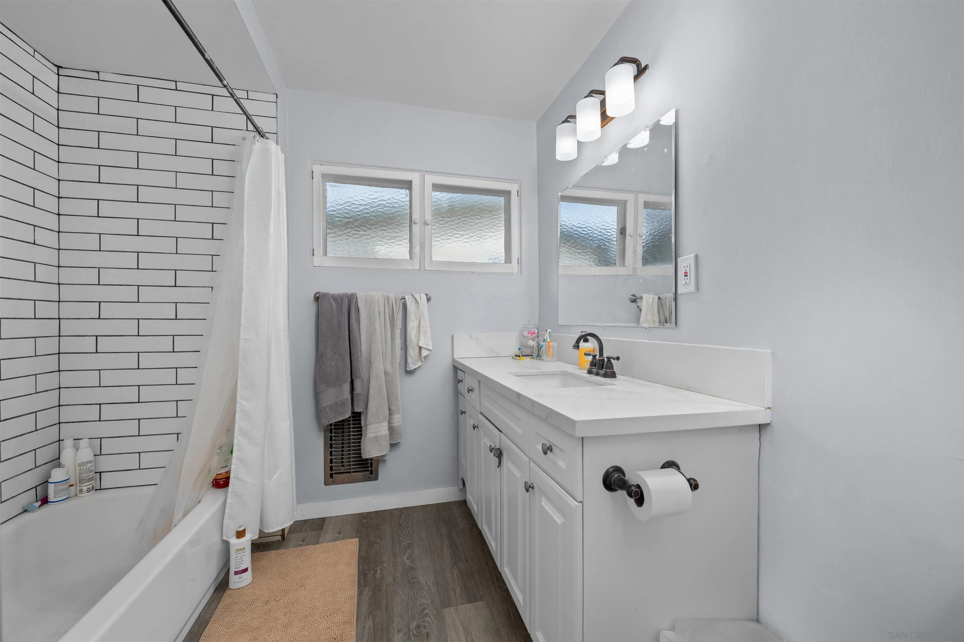 https://cdn.realtyfeed.com/cdn/127/260020889/f6b75f81073be20c94e14092c6435b81.webp