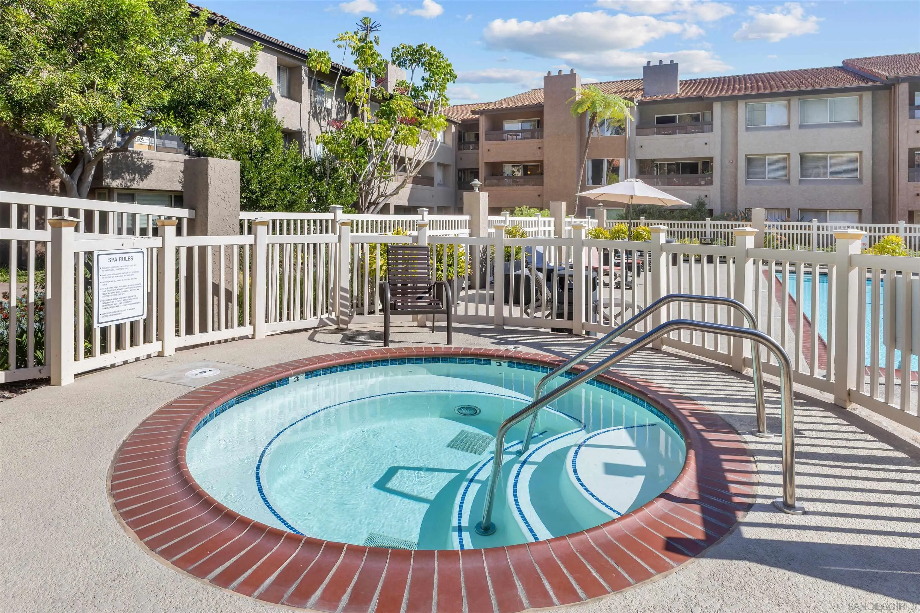 https://cdn.realtyfeed.com/cdn/127/260020891/222e4ca652fc99b3d87baa9ea8f1bd59.webp