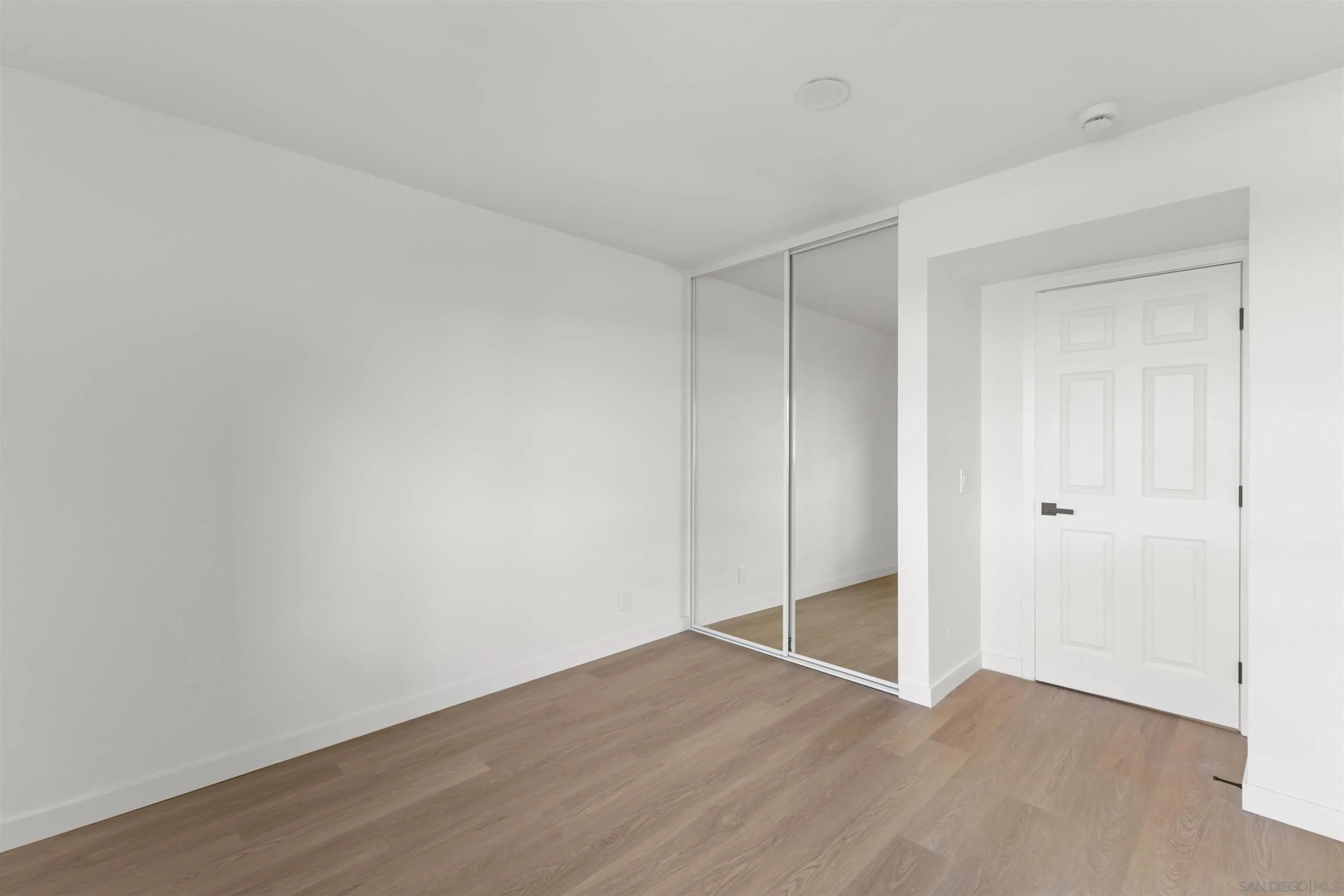 https://cdn.realtyfeed.com/cdn/127/260020891/3ea2ebb1762c77613429219ba7097fa7.webp
