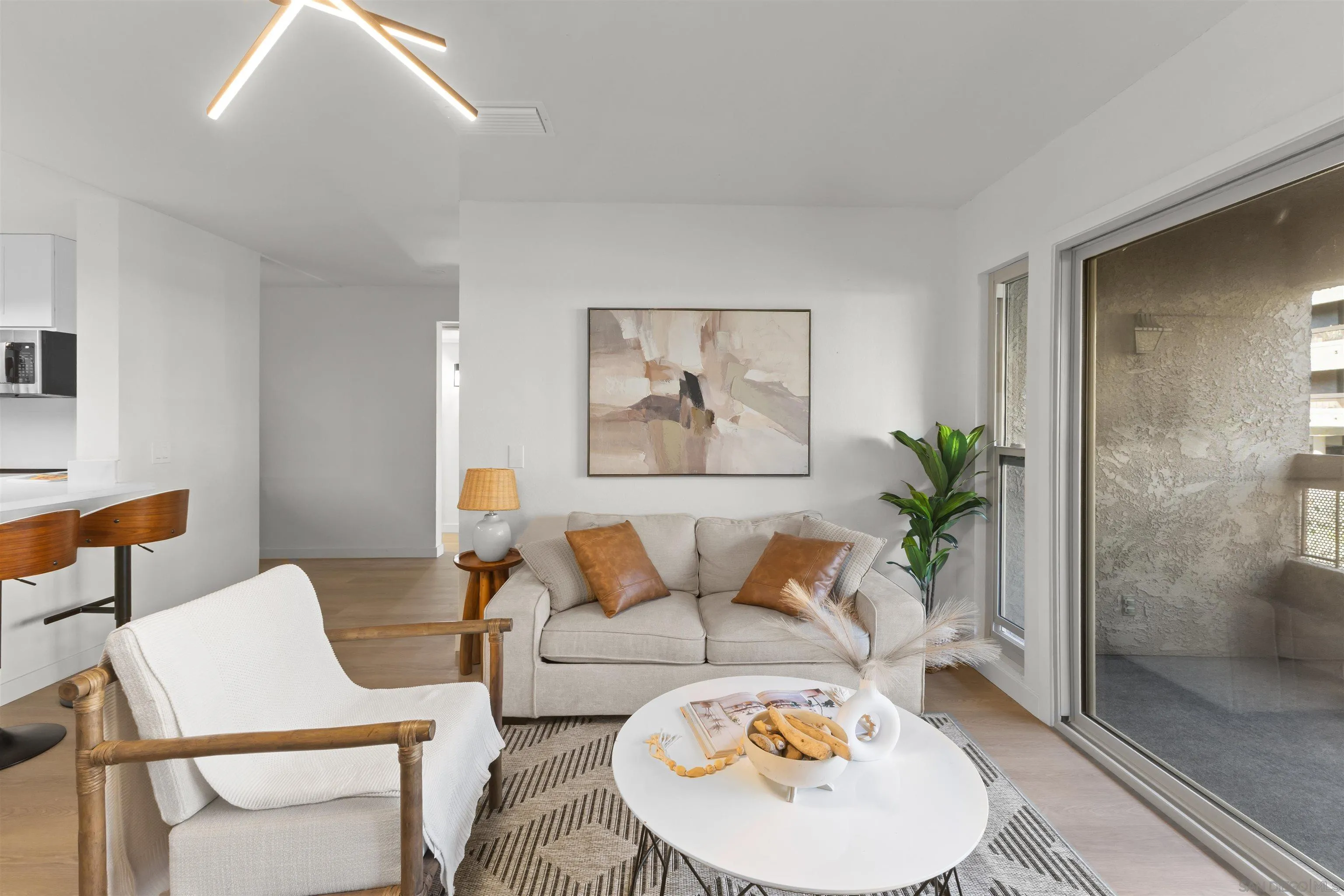 https://cdn.realtyfeed.com/cdn/127/260020891/f5d78929089e1f2349ff7adefc4164a3.webp