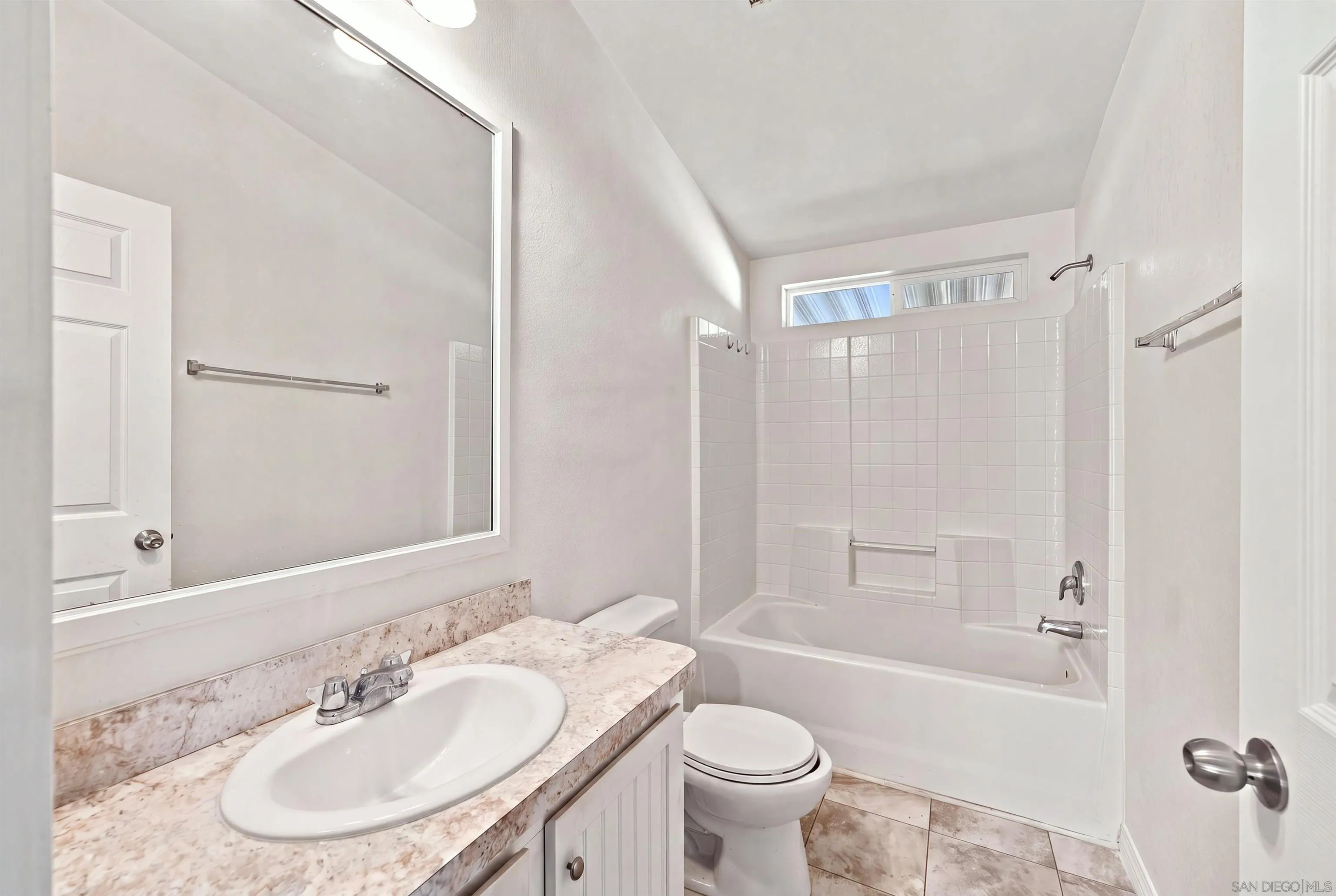 https://cdn.realtyfeed.com/cdn/127/260020892/6056b1ff28048d1067d889e7e10a6c0d.webp