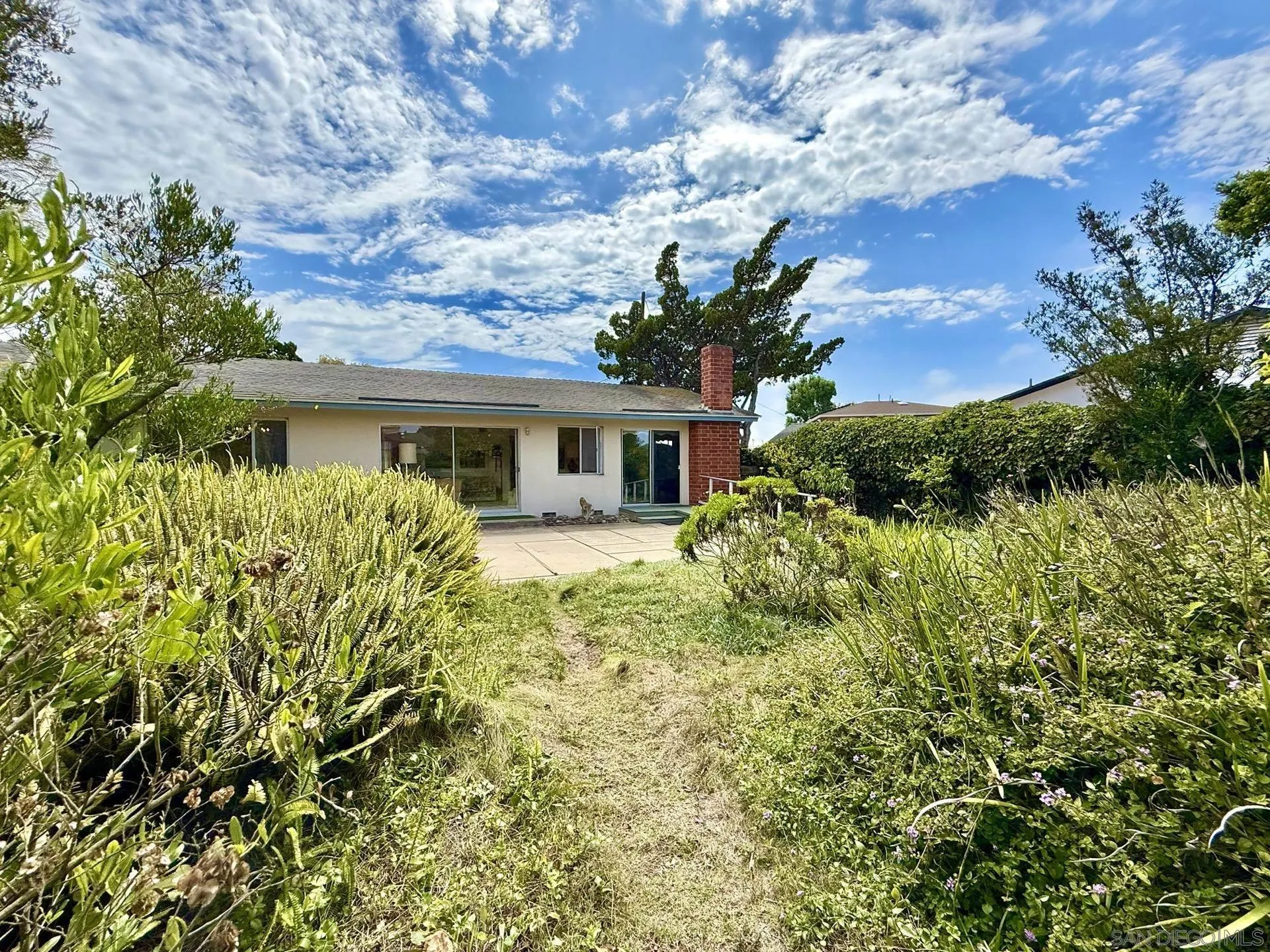 https://cdn.realtyfeed.com/cdn/127/260020895/10645382ac00fa55c2d71c1819123c67.webp