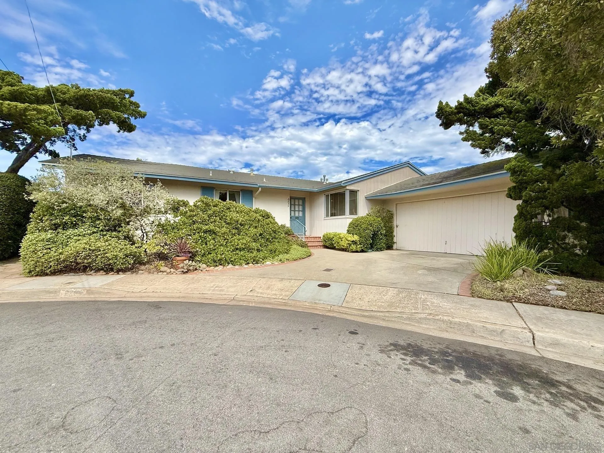 2235 Milton Court, San Diego, CA 92110 - Main photo, San Diego, CA